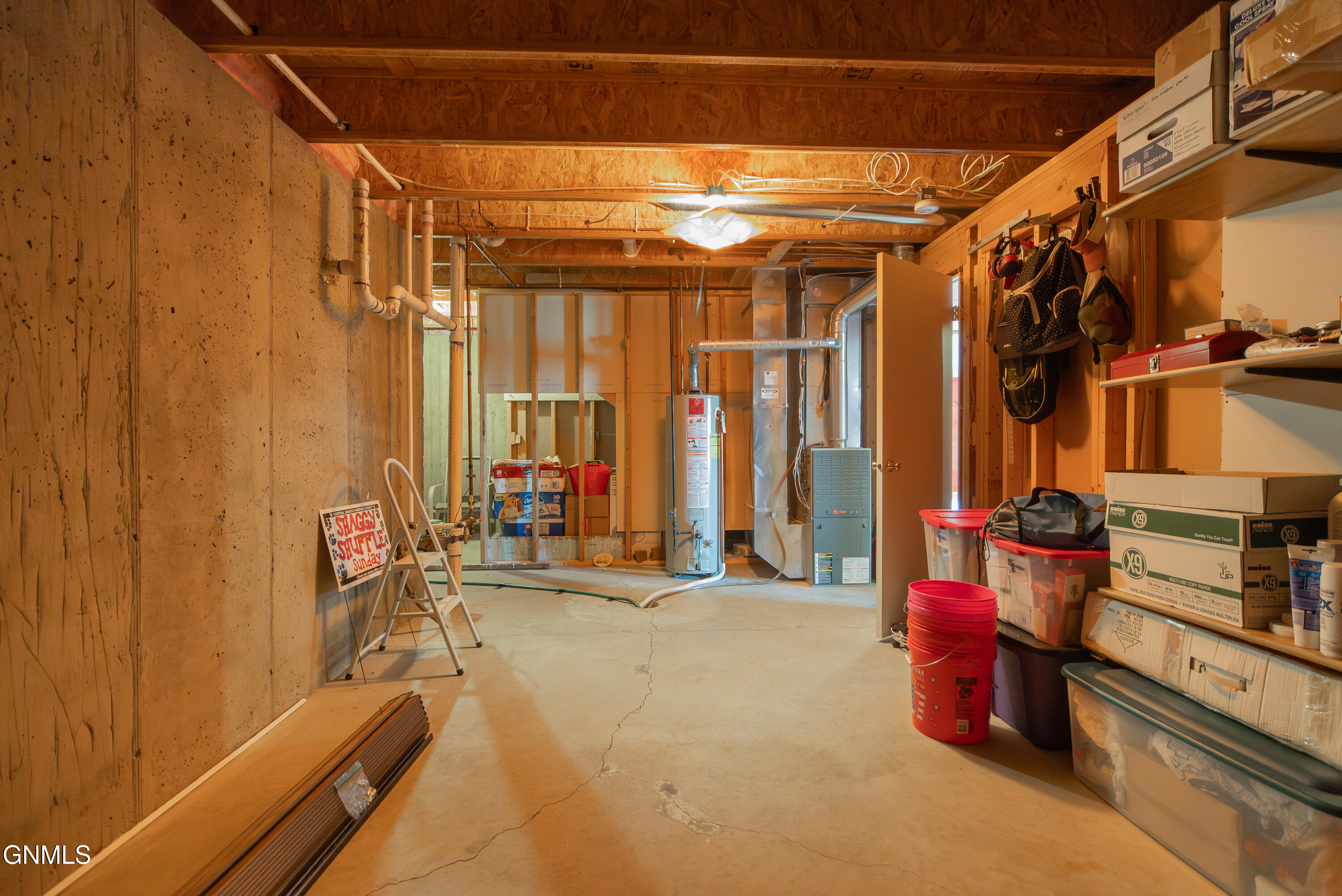 property viewer photo 36