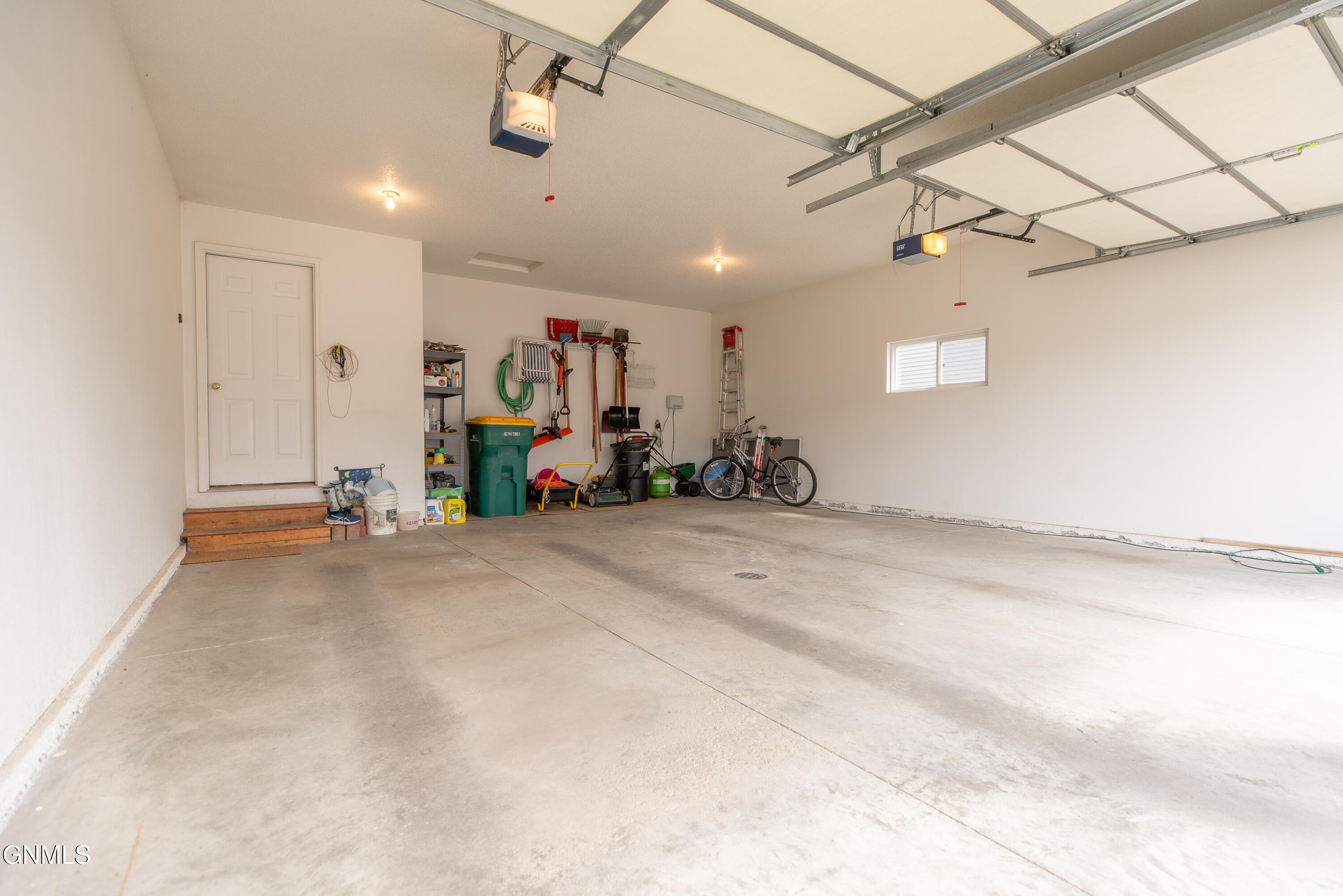 property viewer photo 38