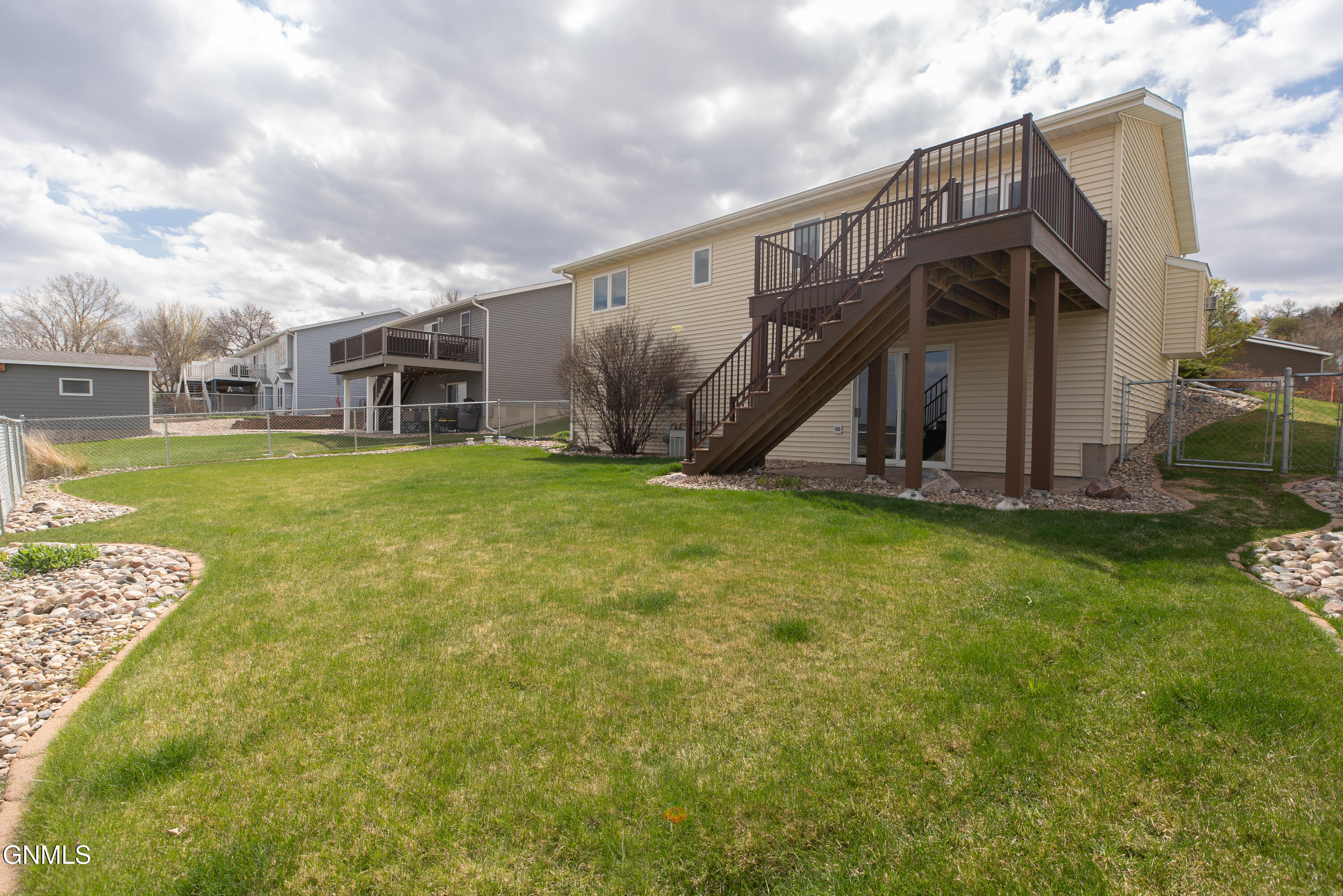 property viewer photo 39