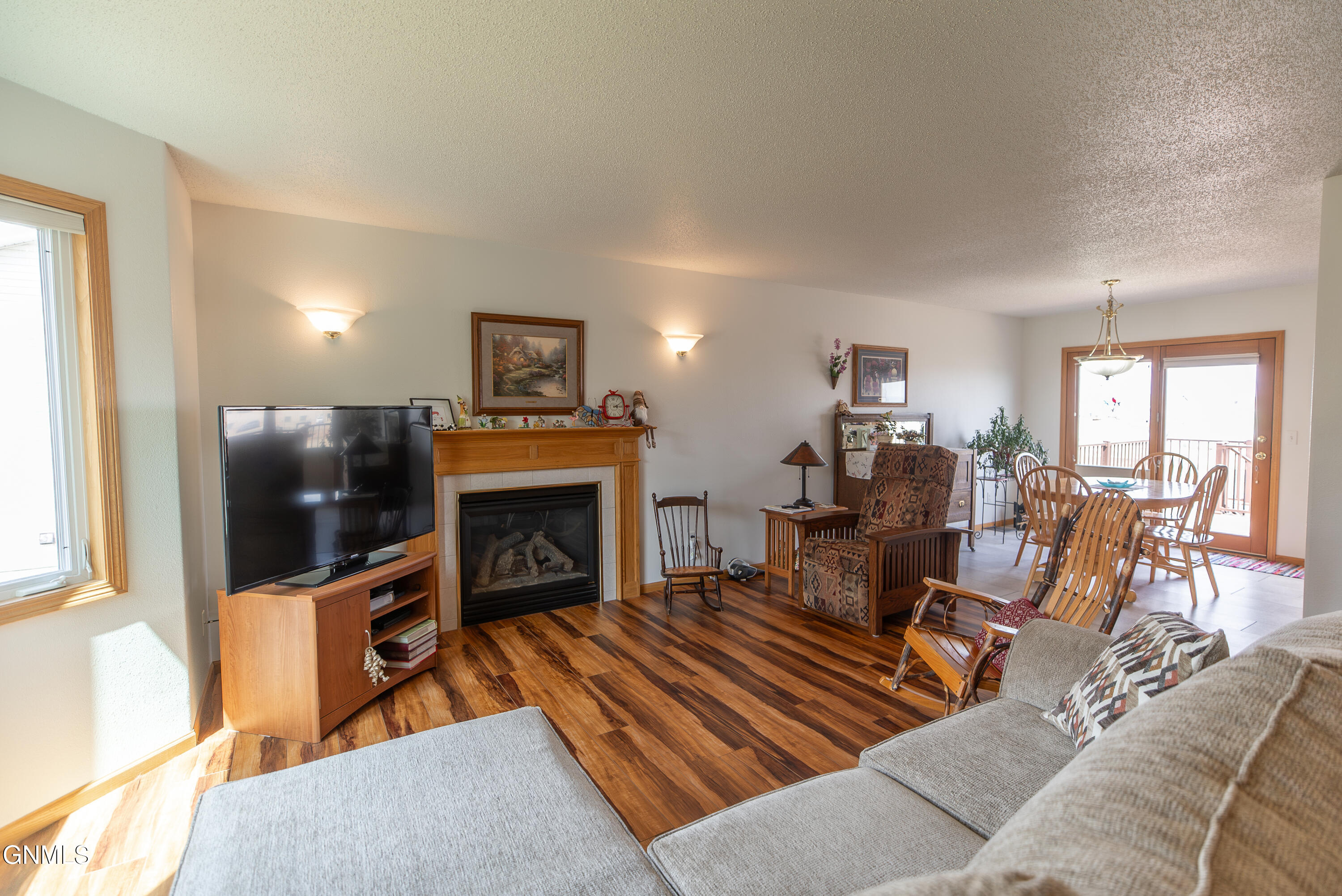 property viewer photo 4