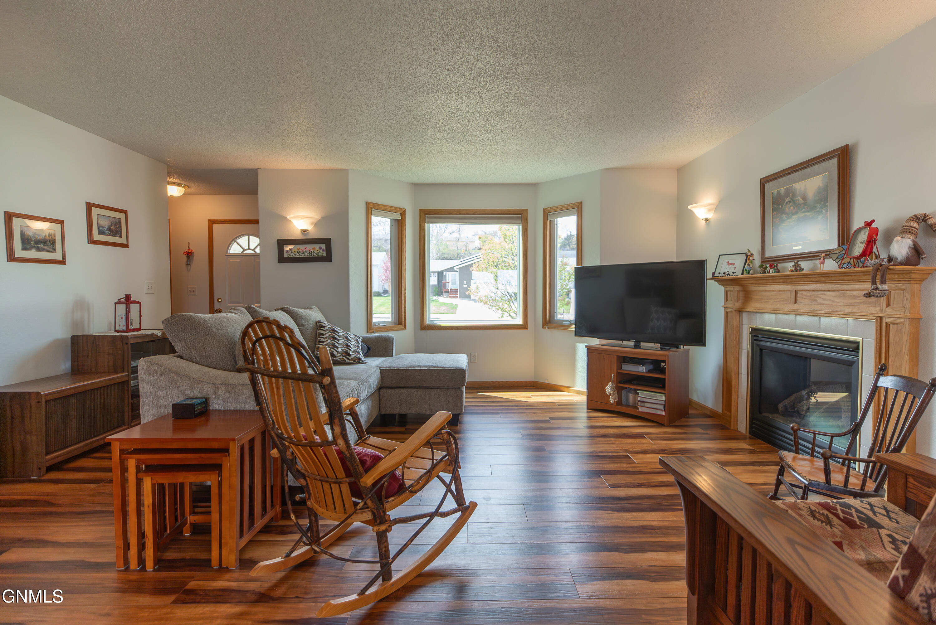 property viewer photo 6
