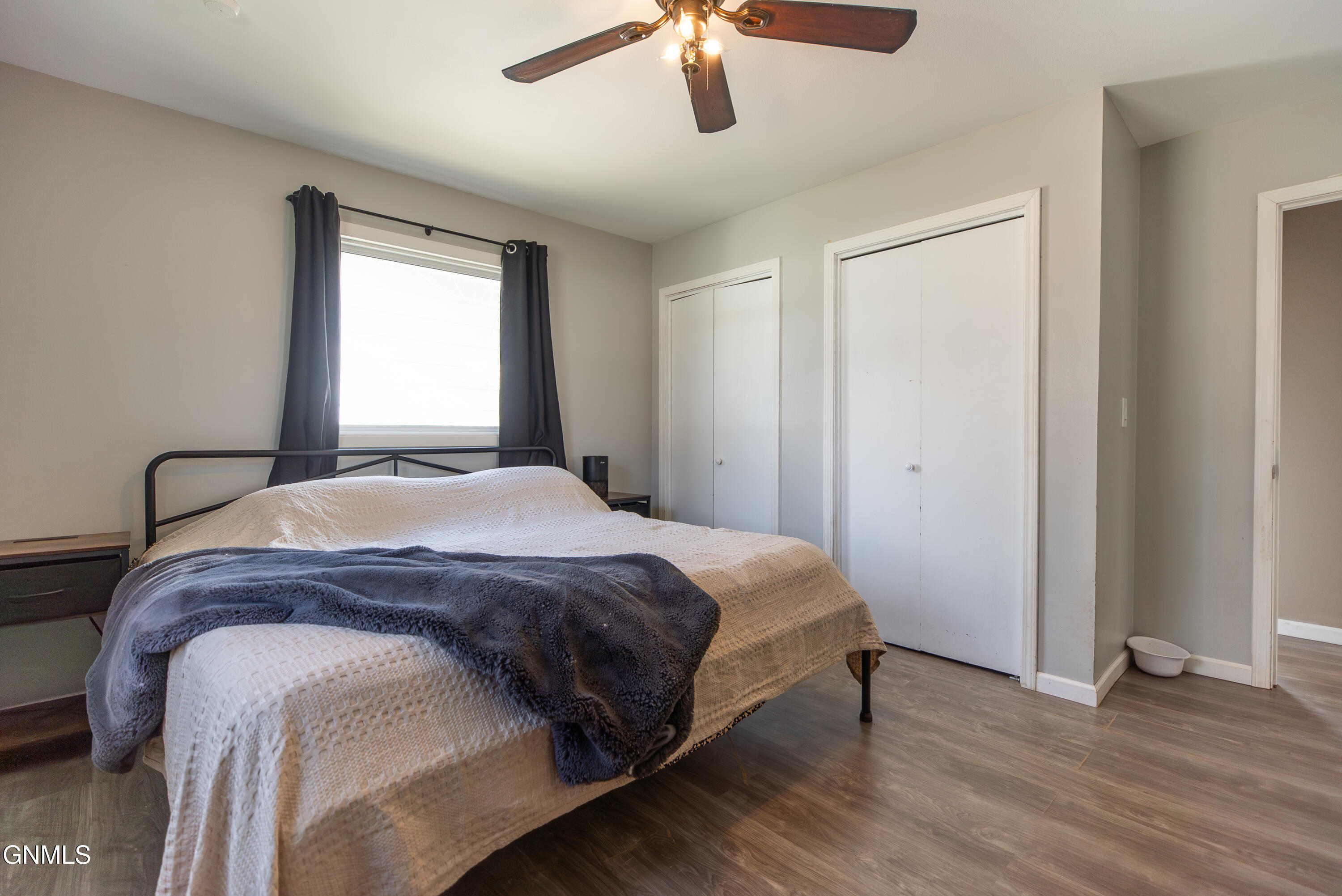 property viewer photo 20