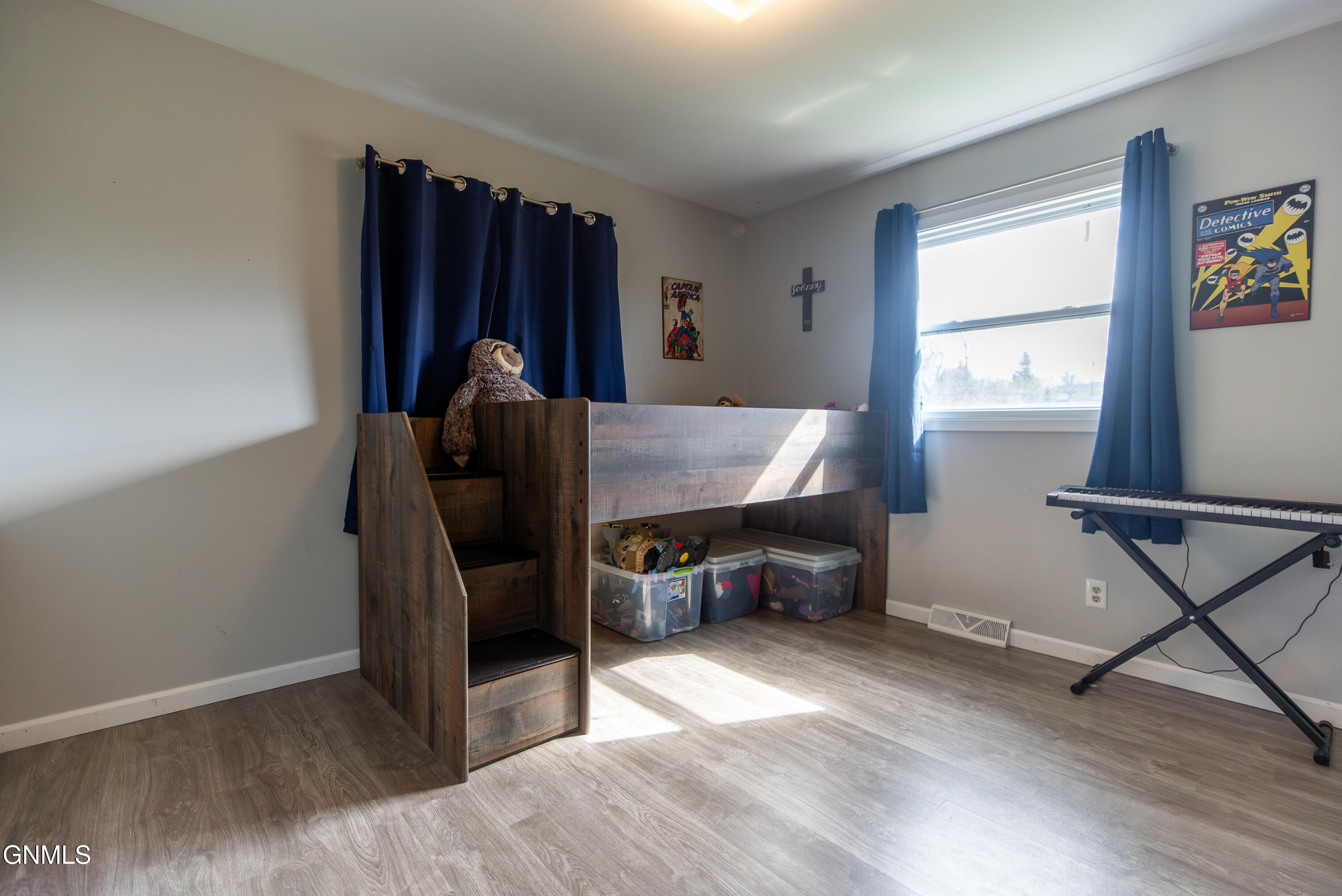 property viewer photo 22