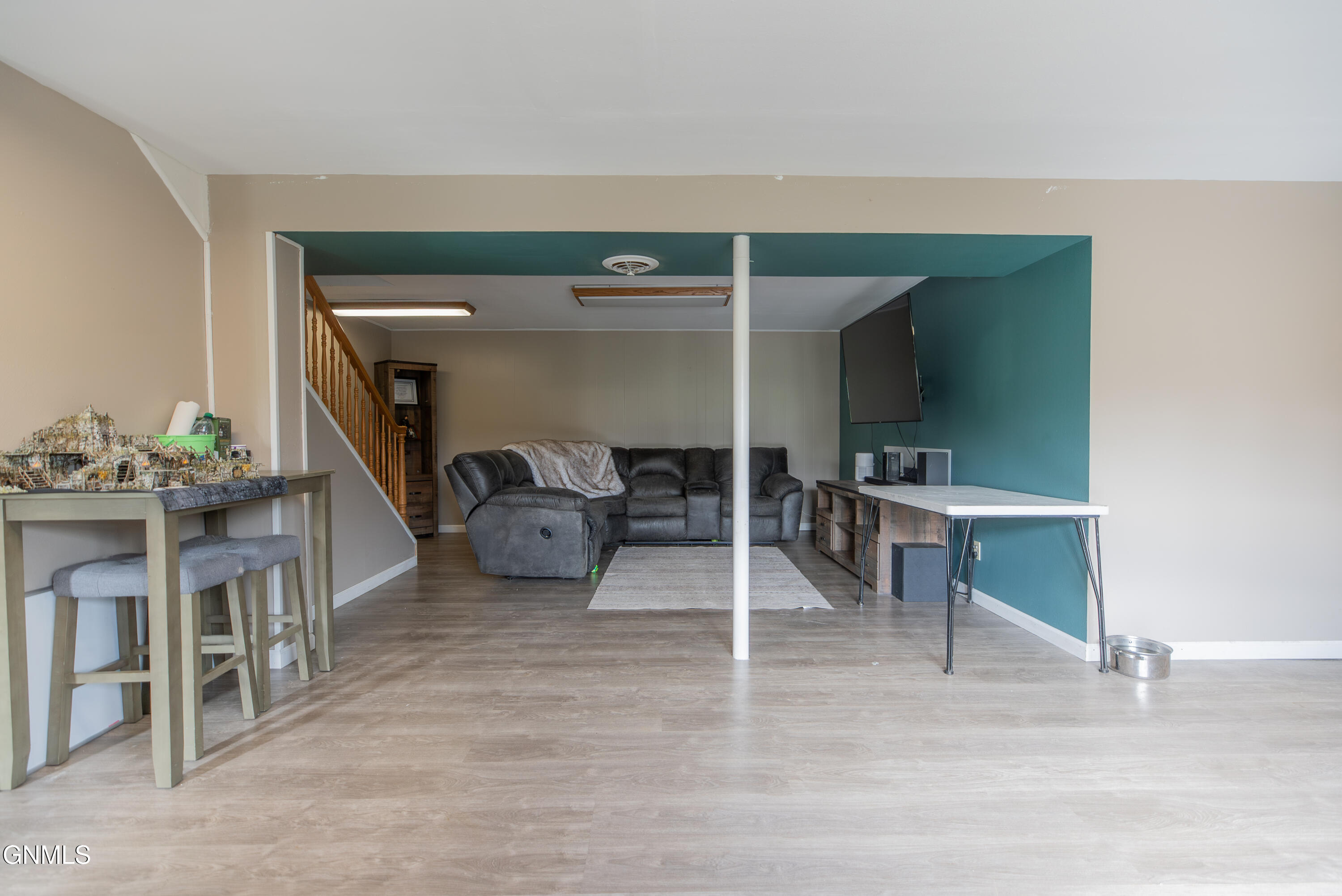 property viewer photo 28