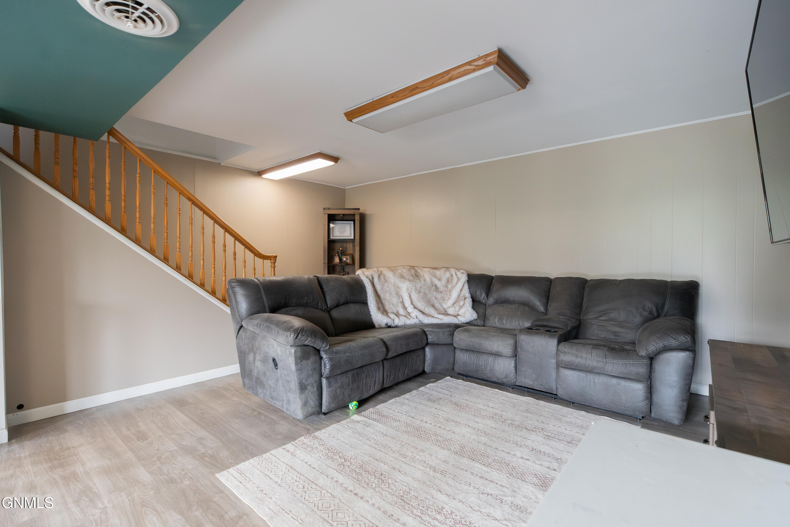 property viewer photo 30