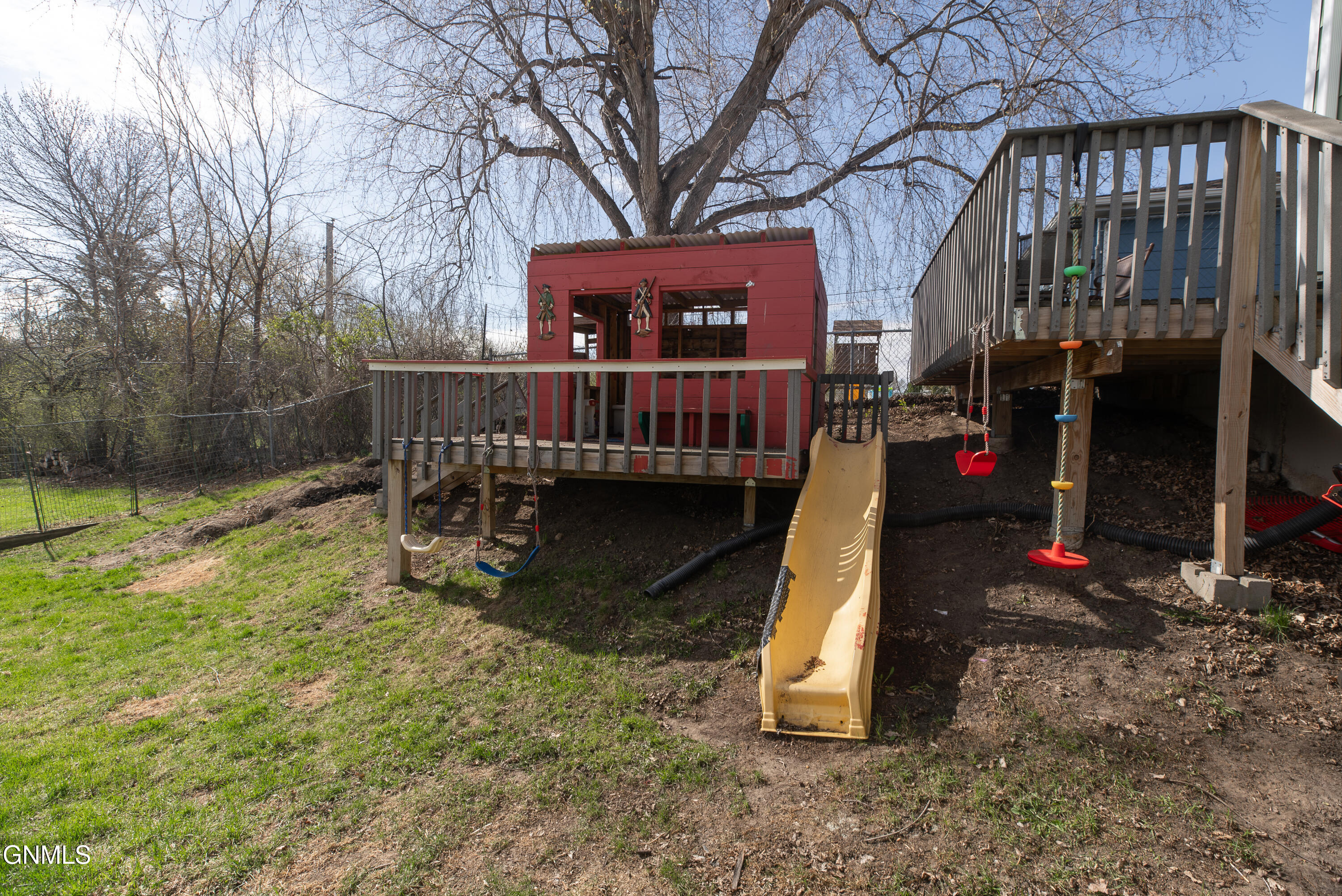 property viewer photo 41