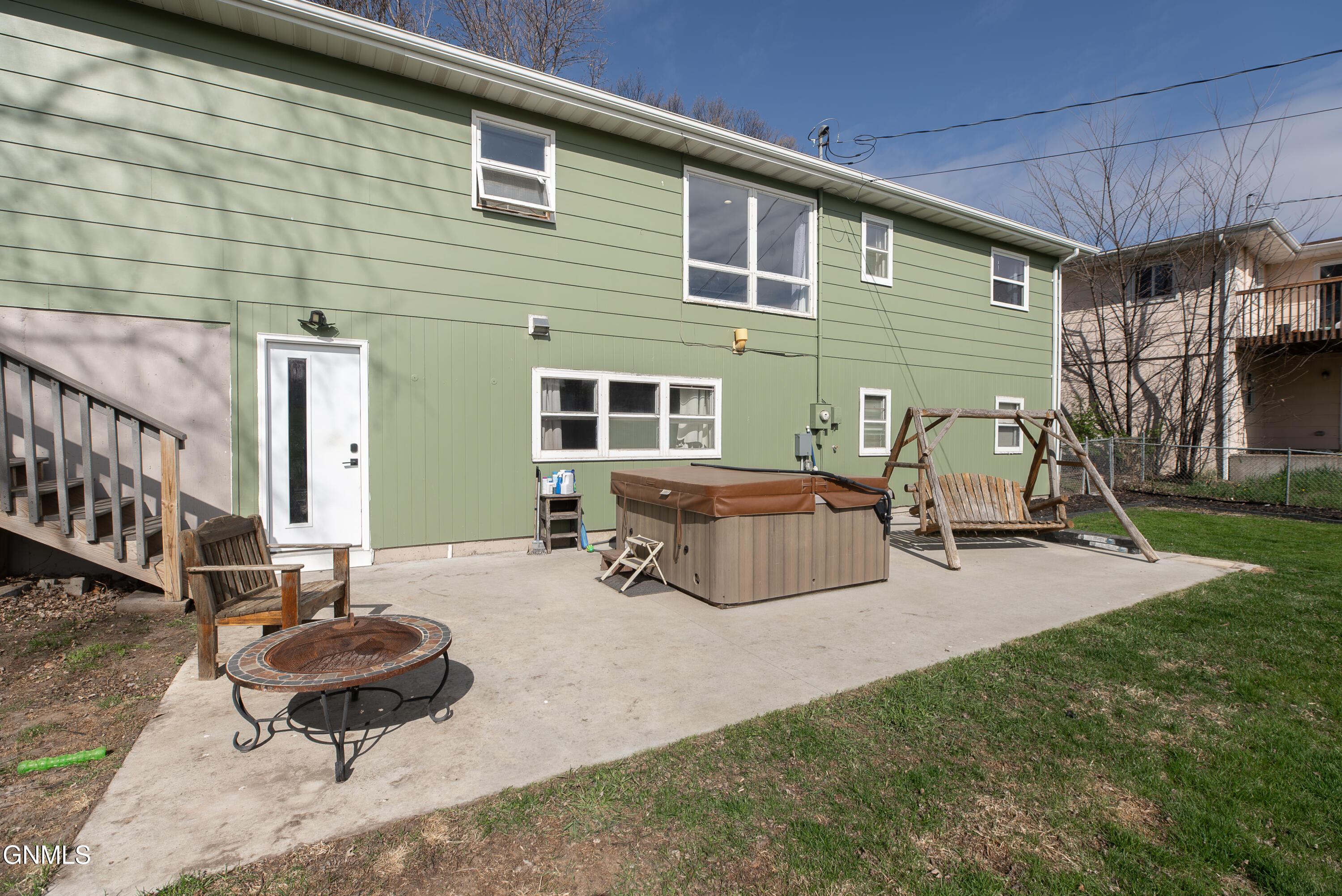 property viewer photo 46