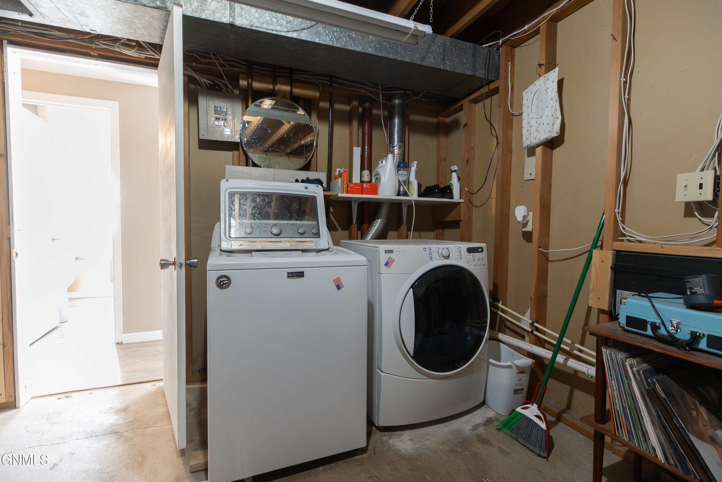 property viewer photo 50