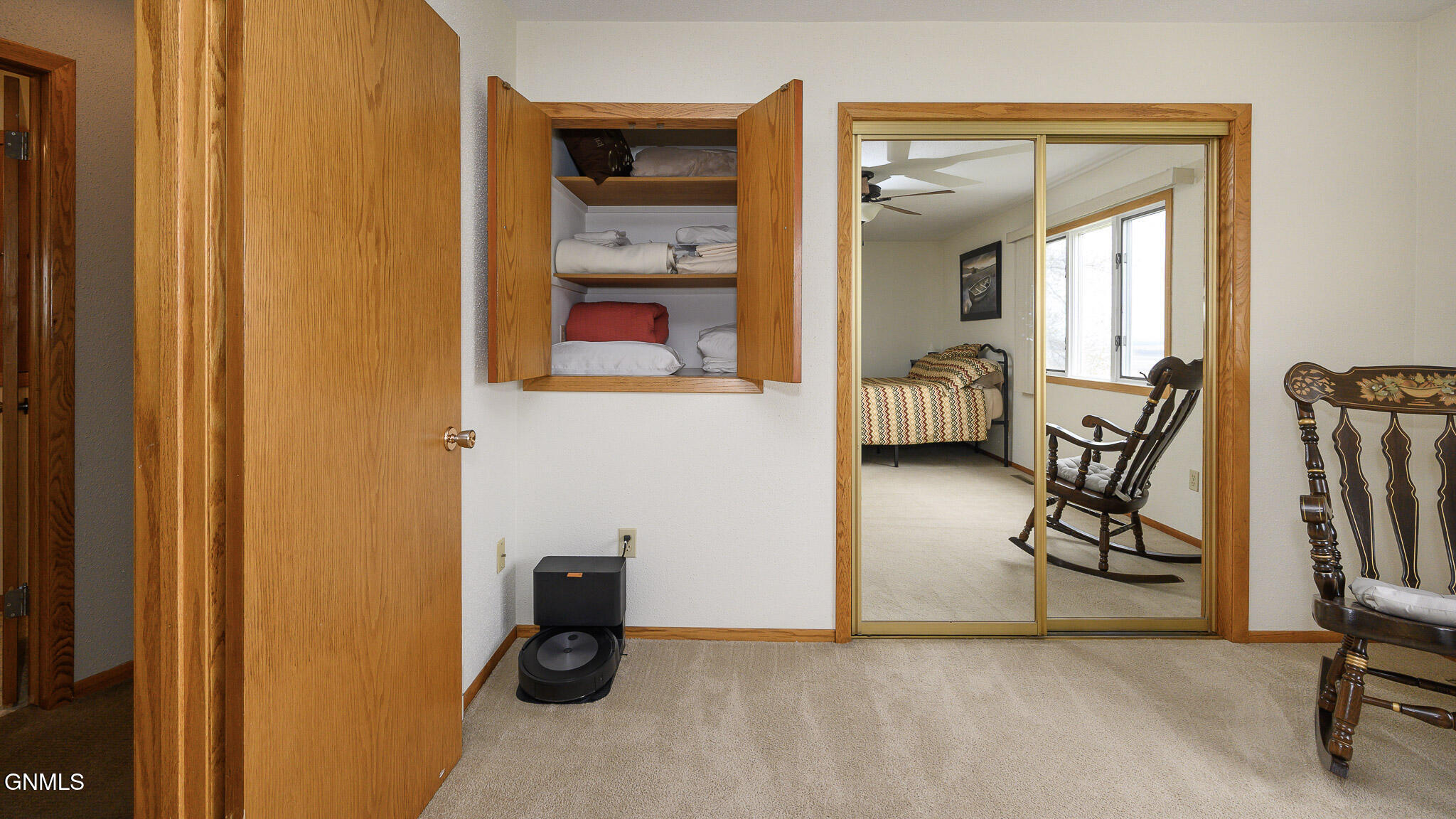 property viewer photo 19