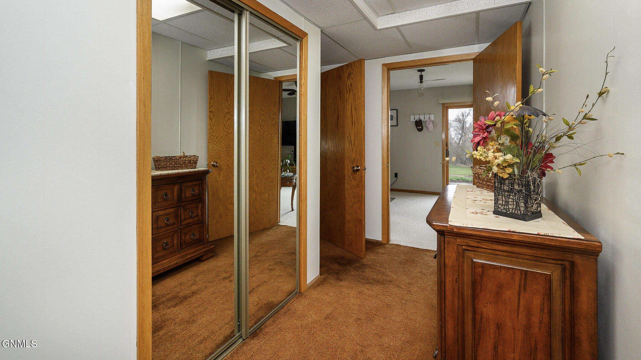 property viewer photo 28