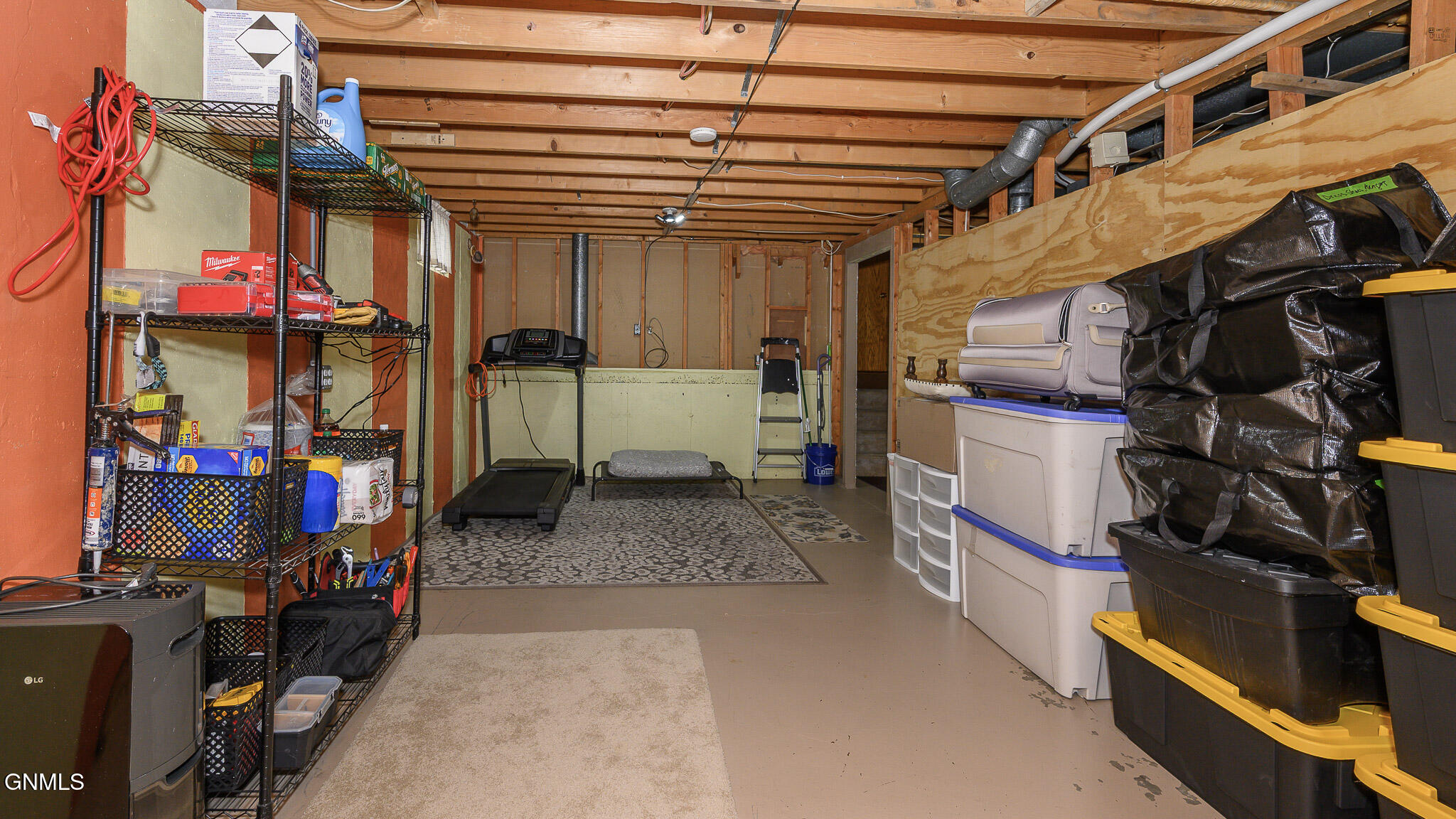 property viewer photo 35