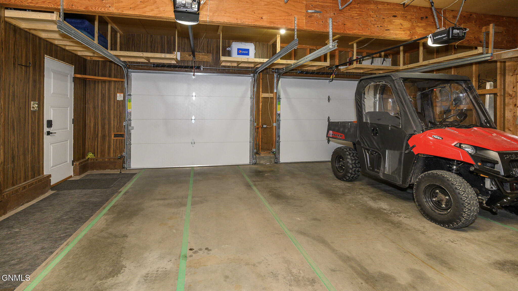 property viewer photo 36