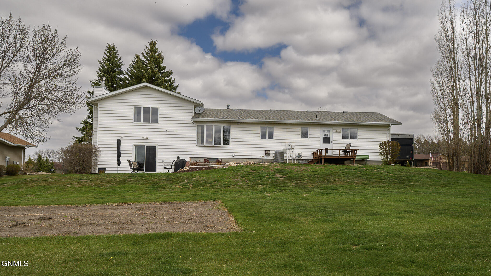 property viewer photo 42