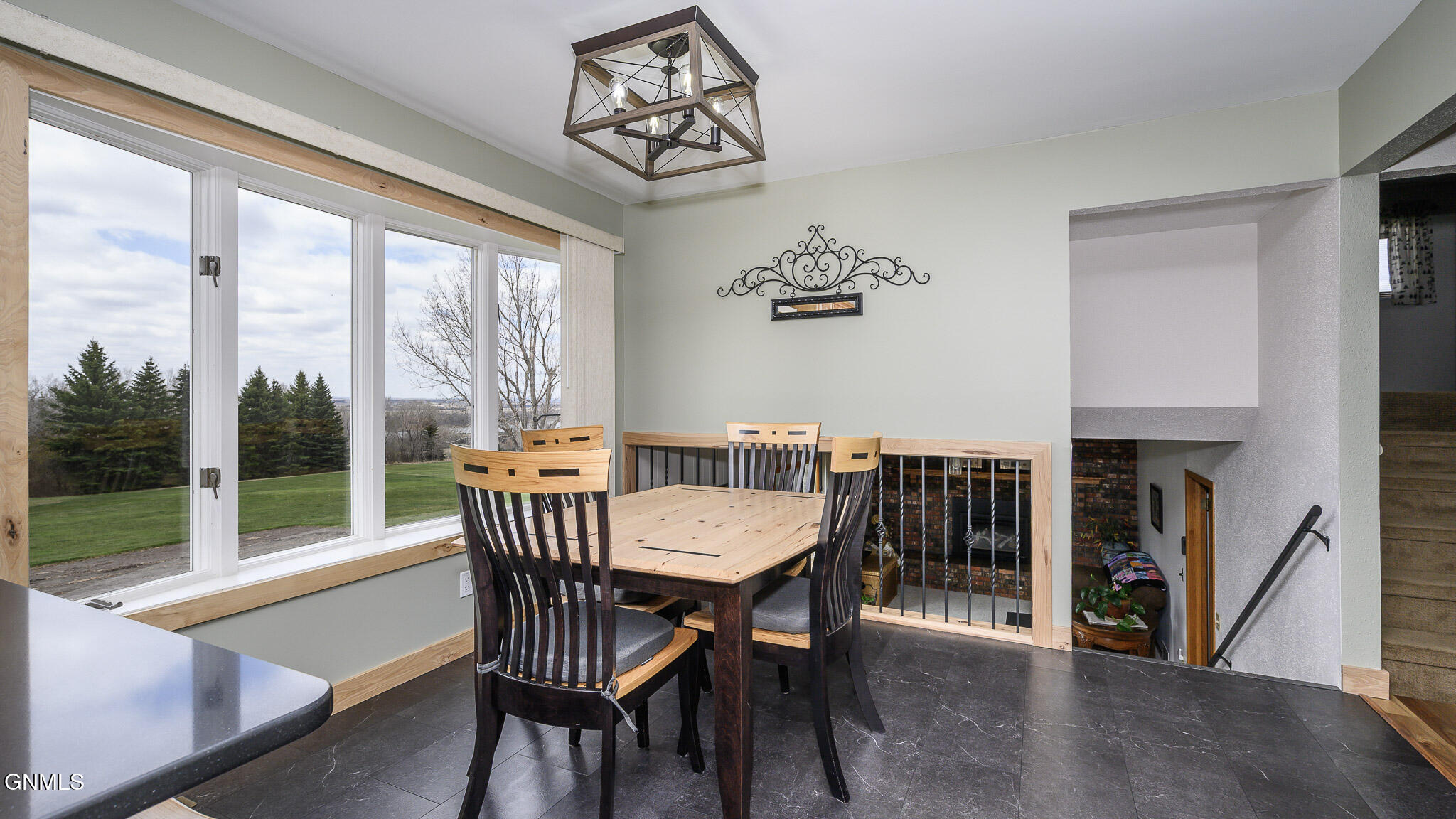 property viewer photo 6