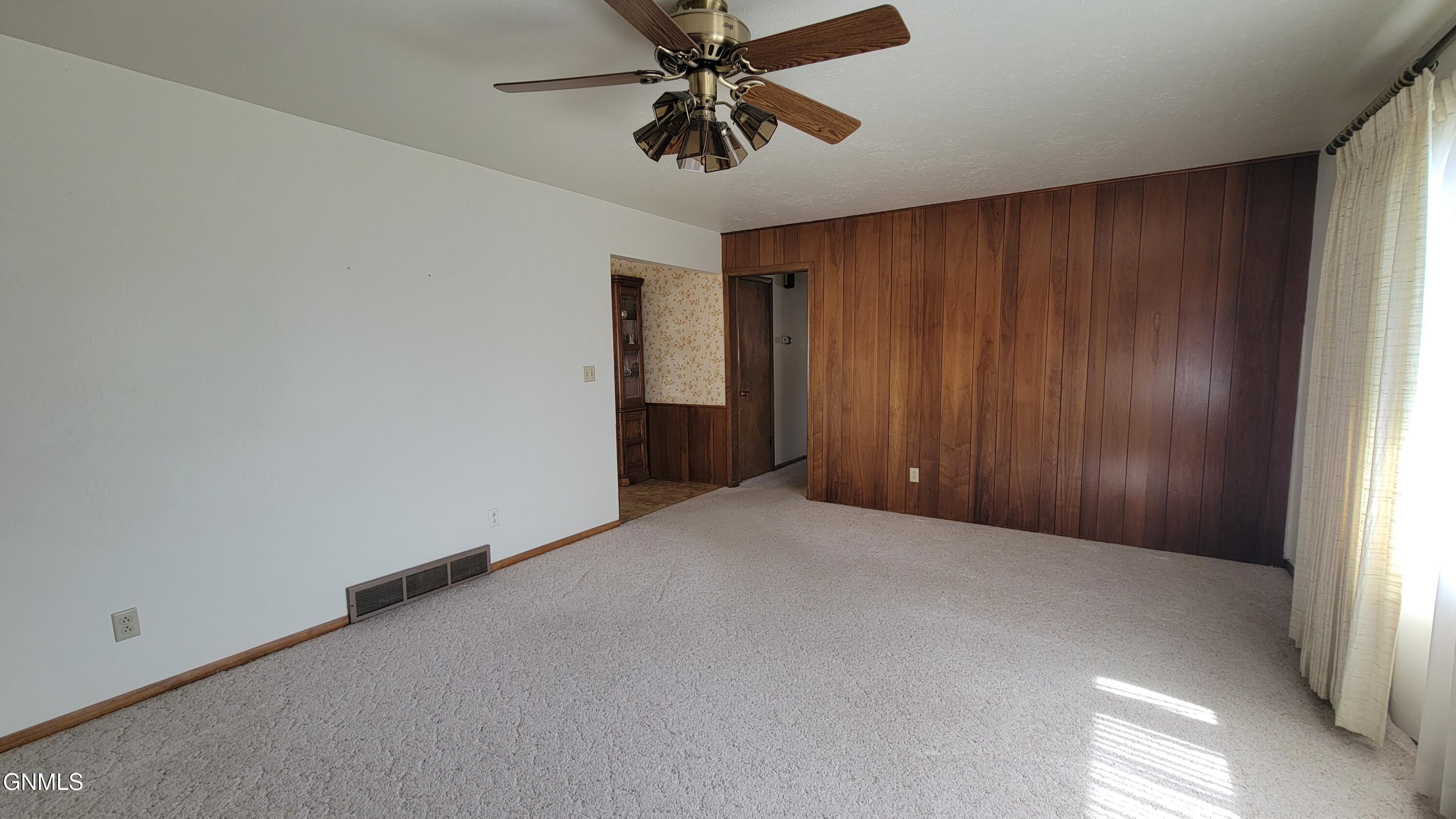 property viewer photo 13