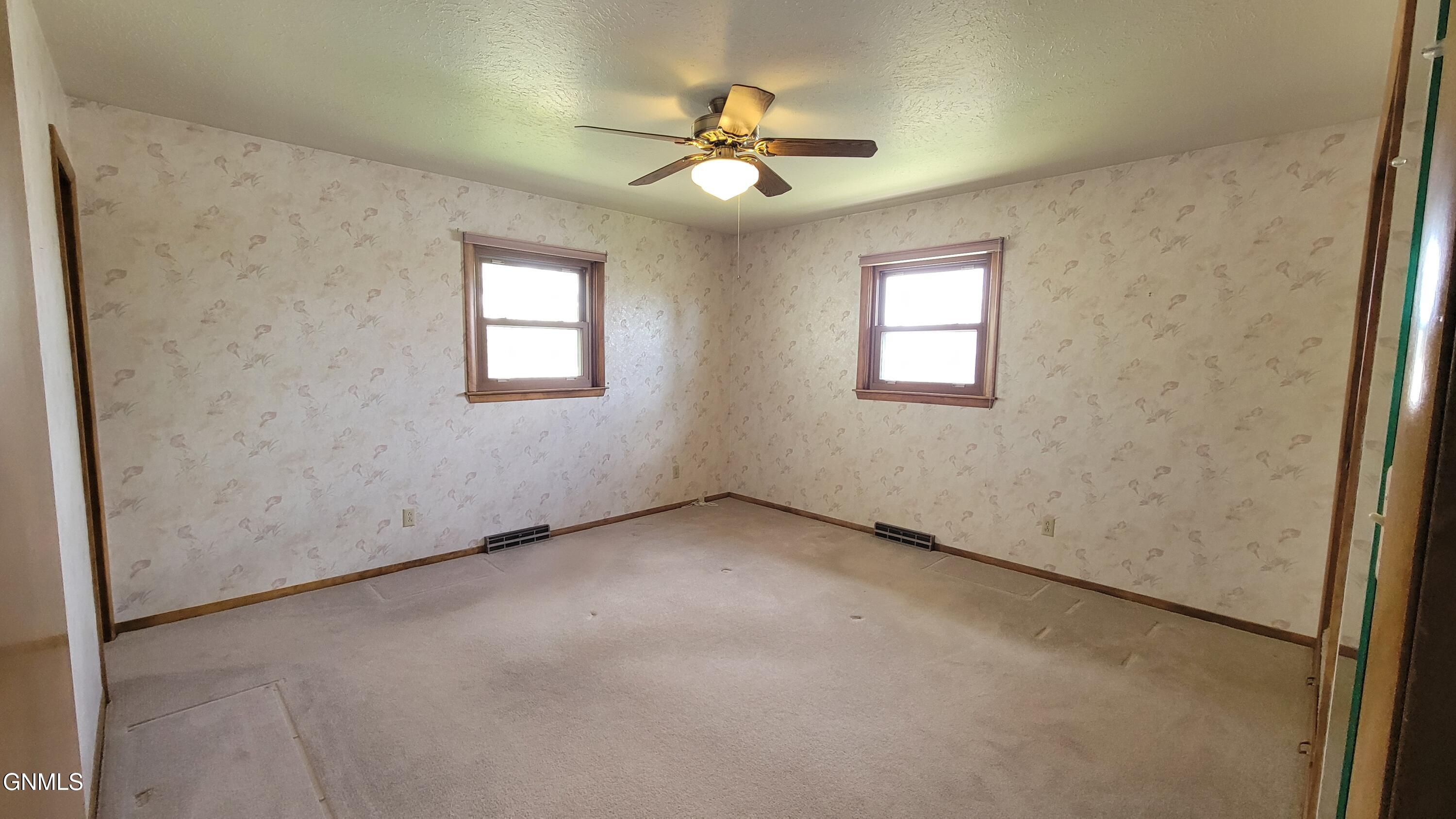 property viewer photo 14