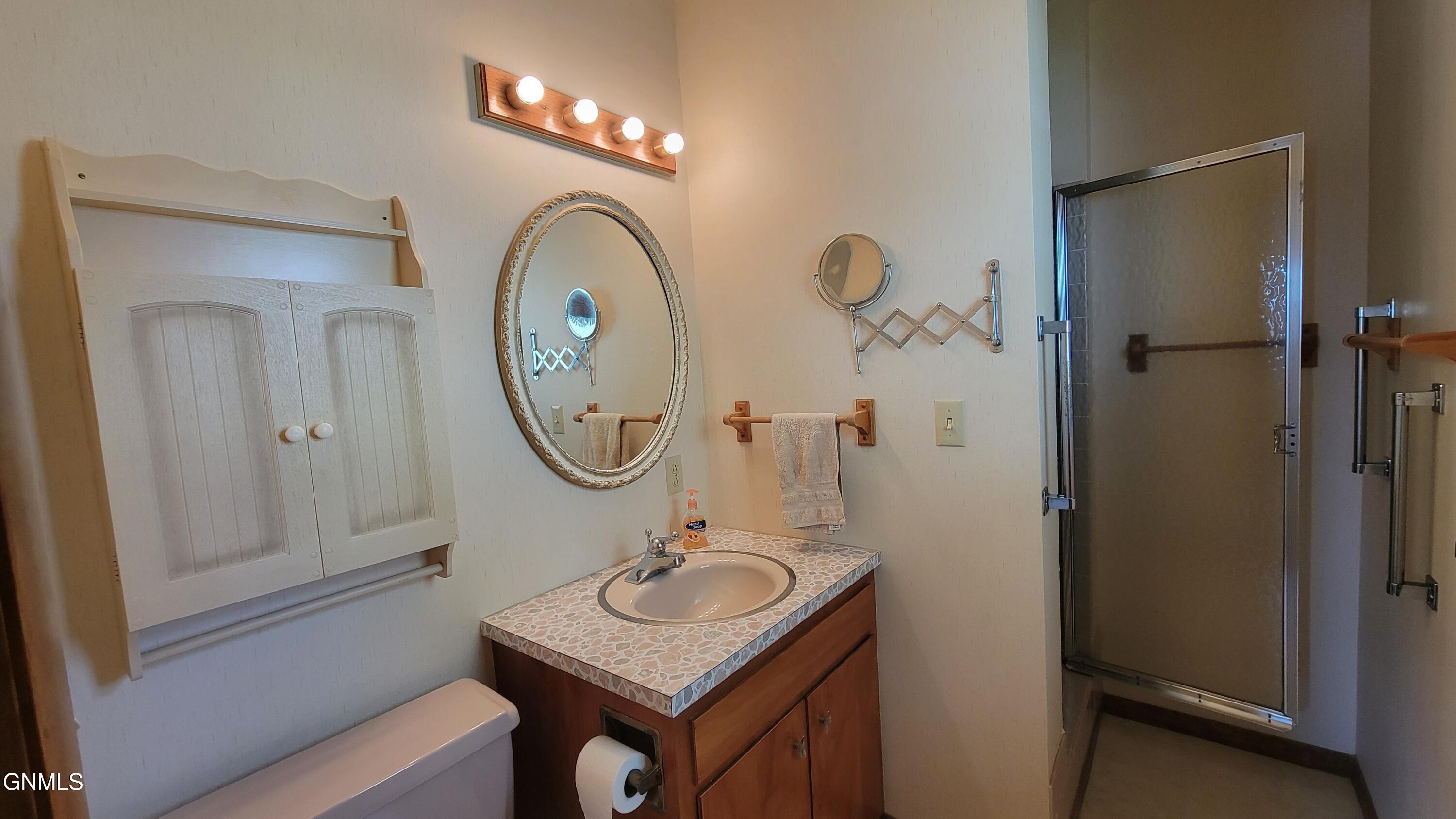 property viewer photo 16