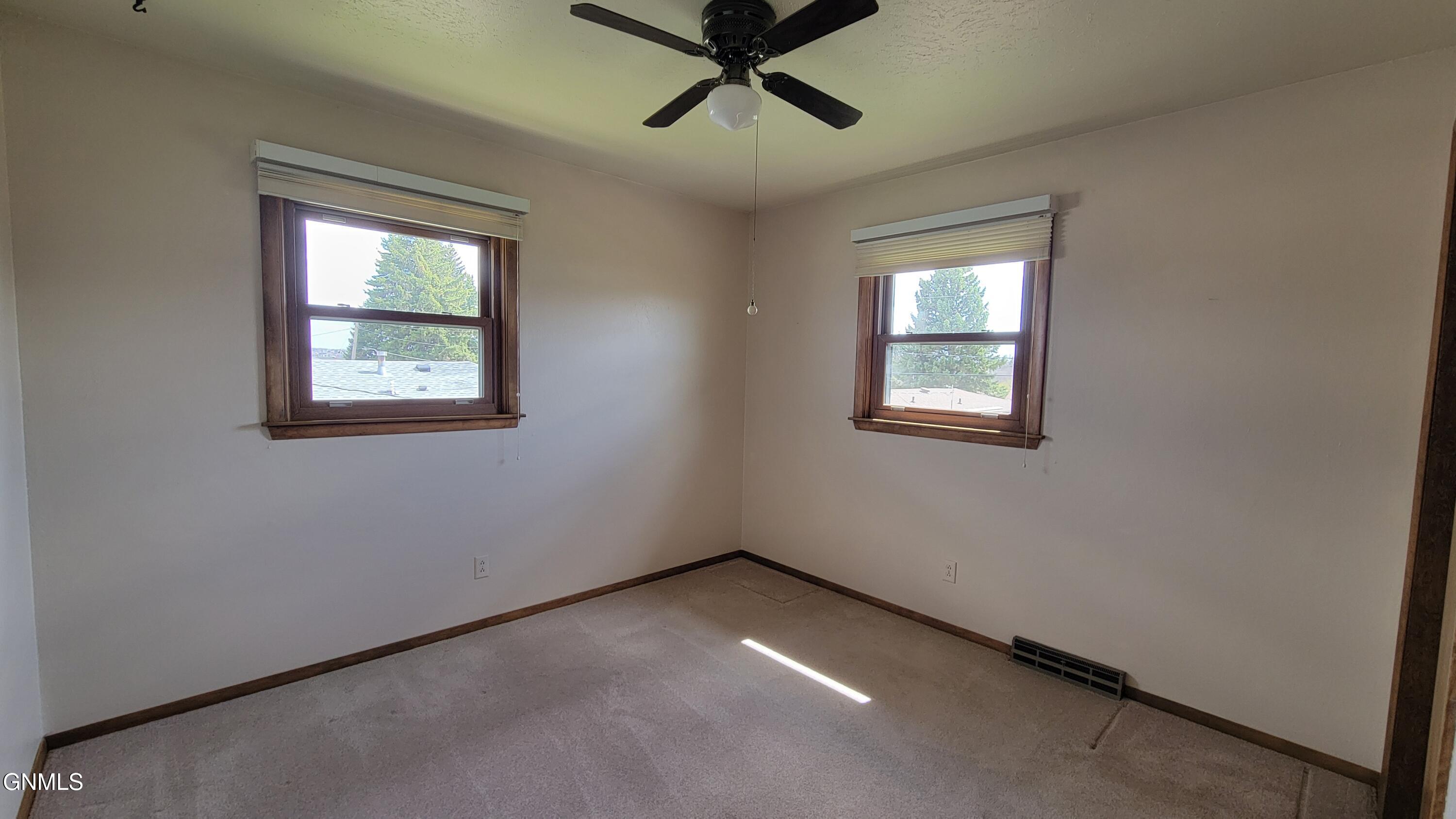 property viewer photo 17