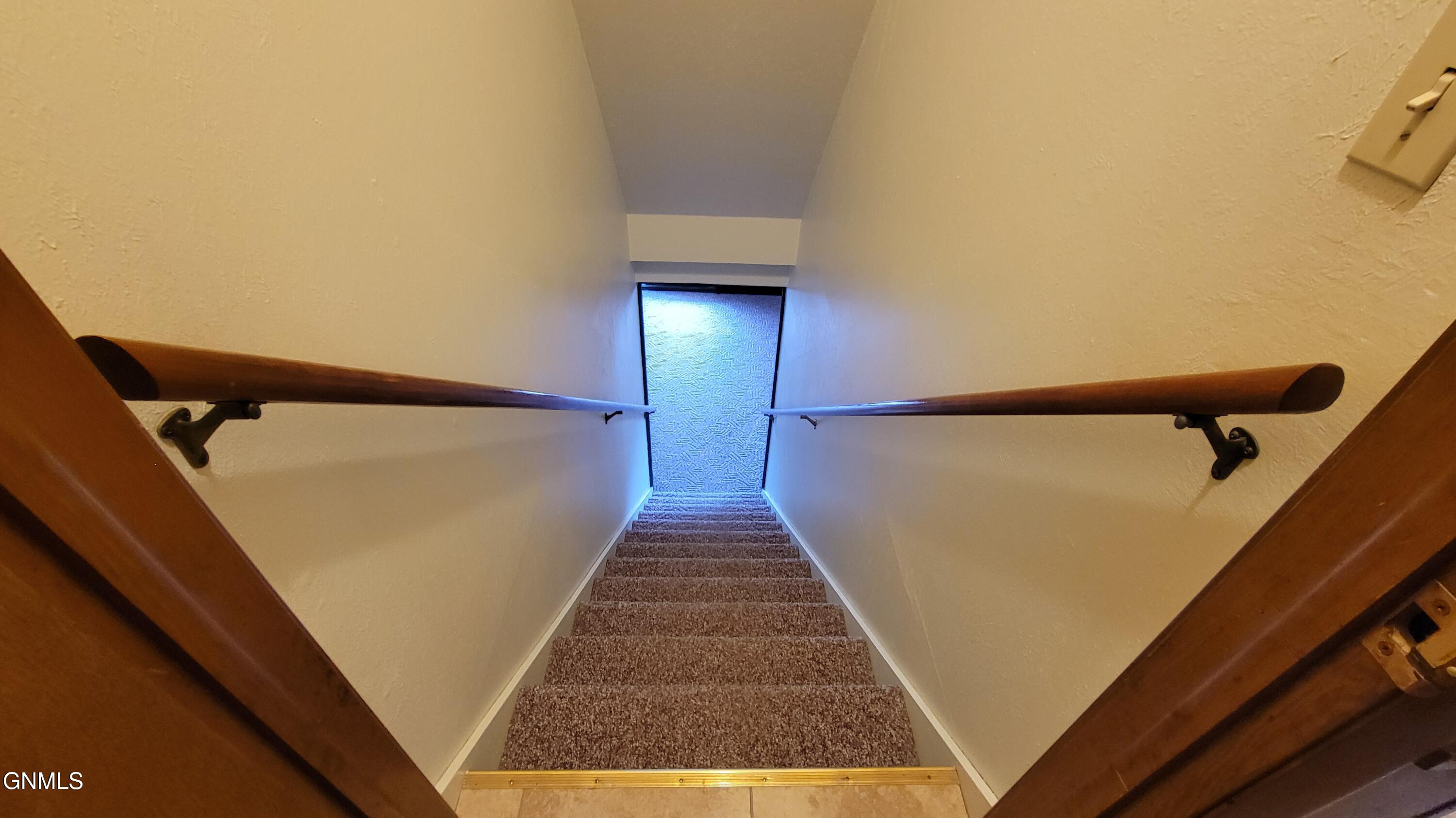 property viewer photo 24