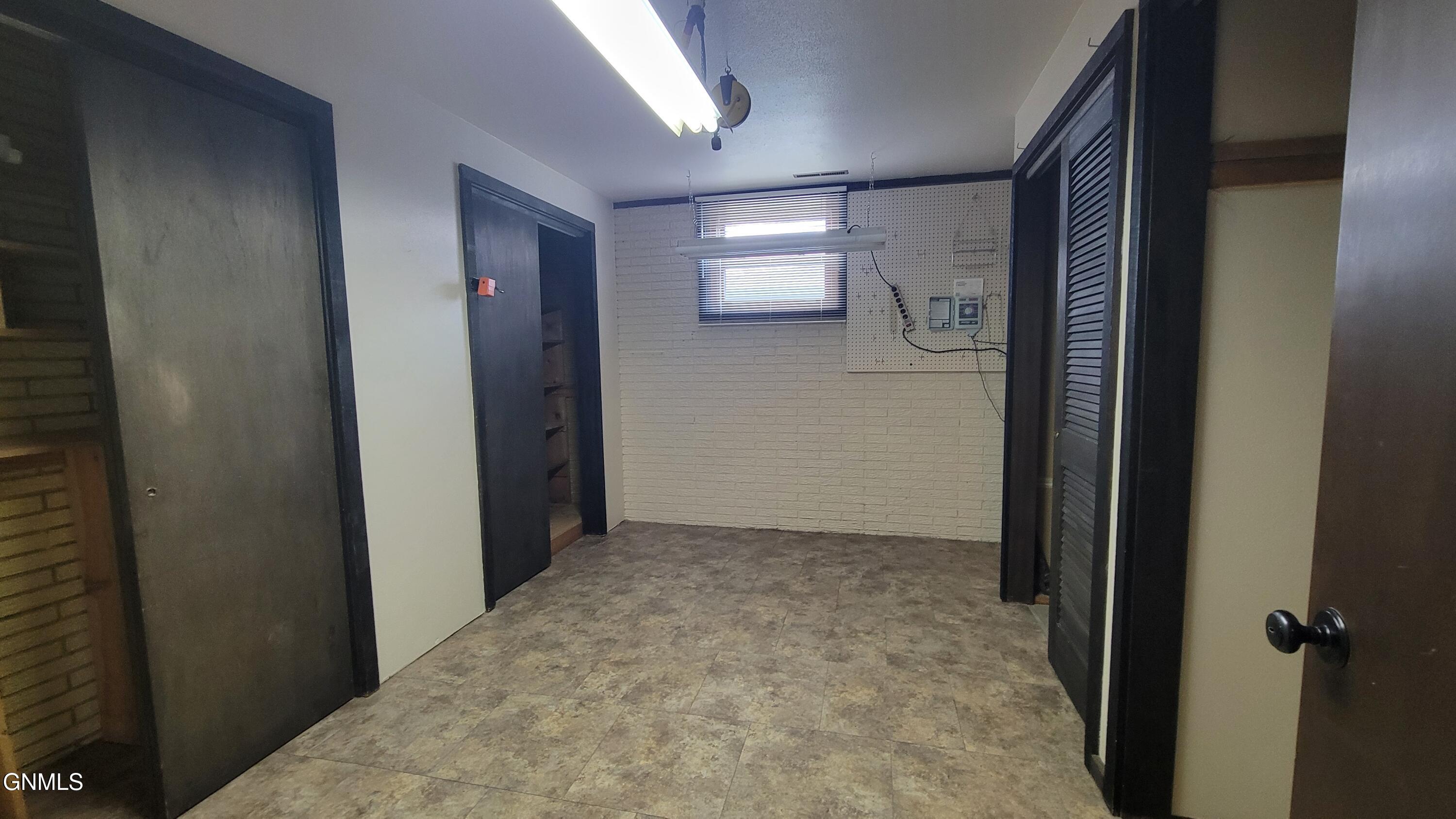property viewer photo 29