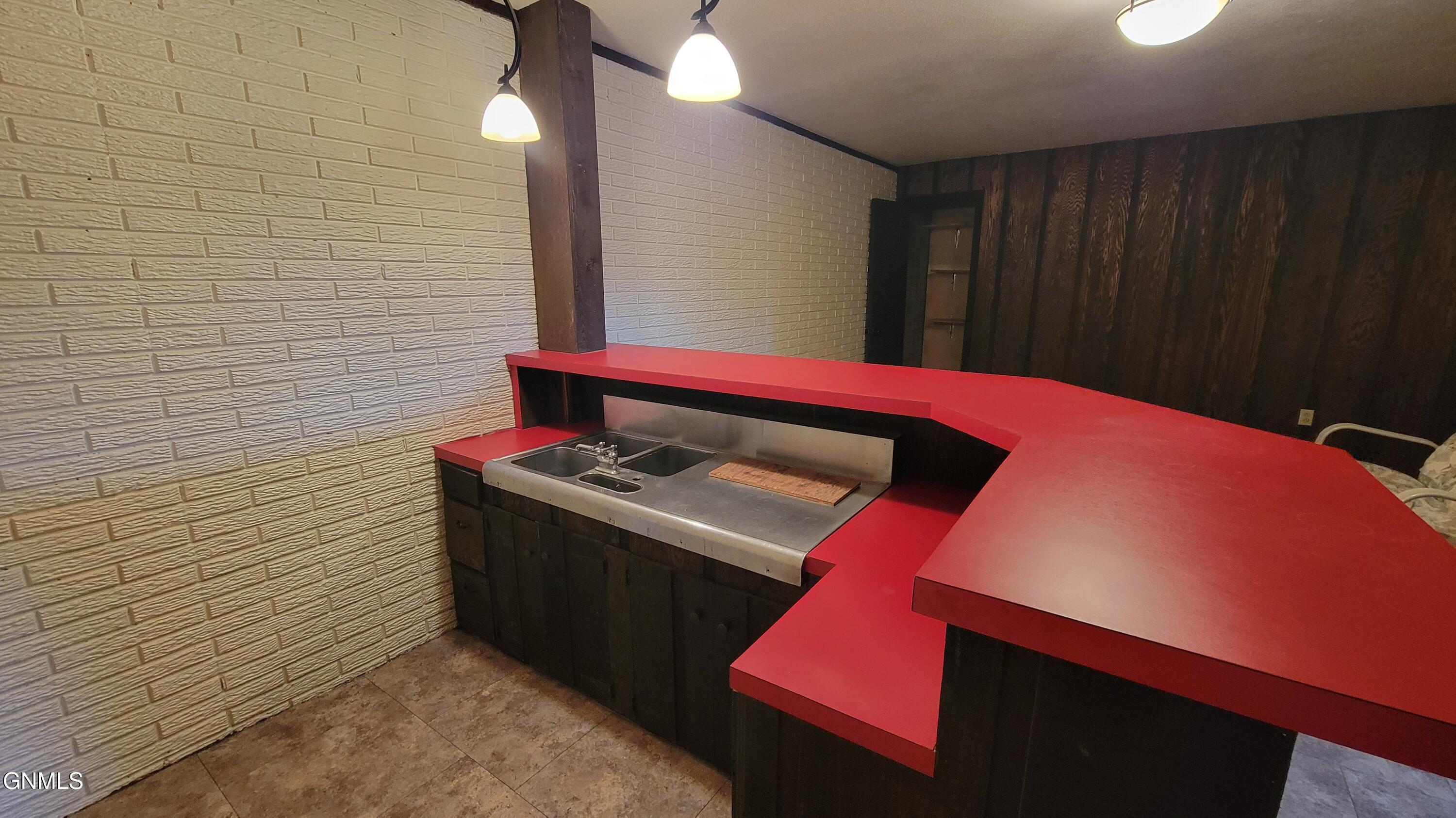property viewer photo 37