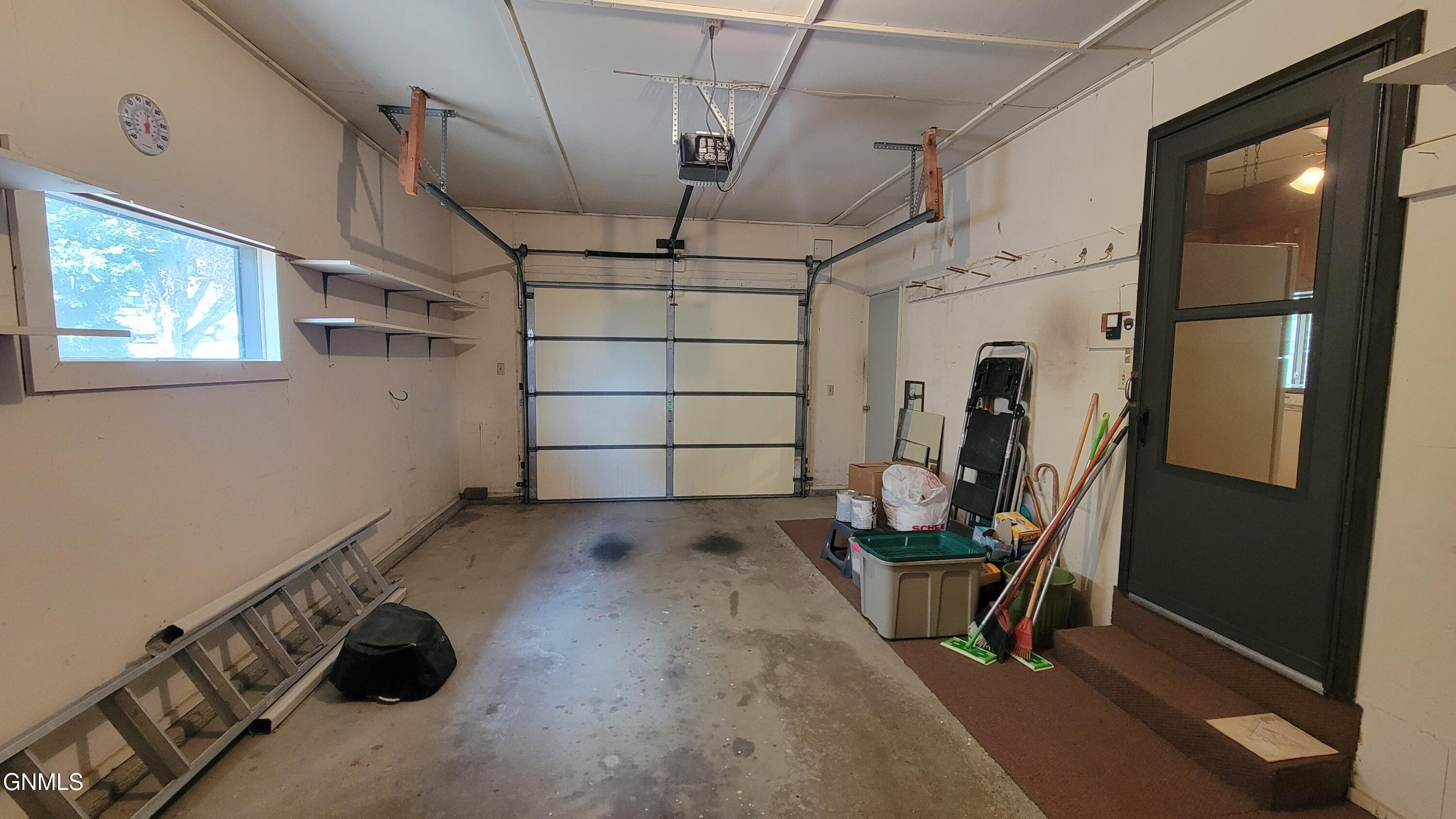 property viewer photo 53