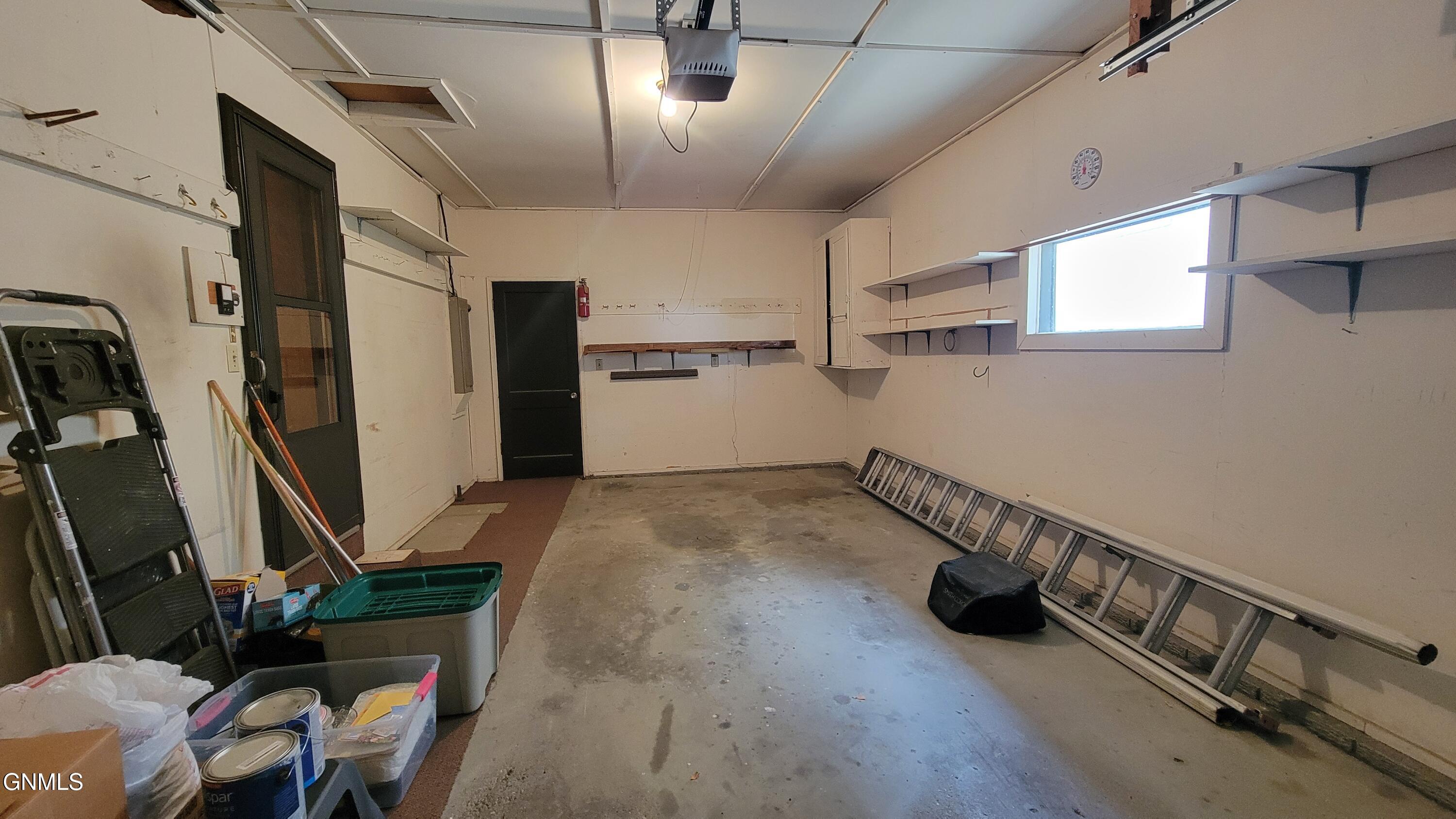 property viewer photo 54