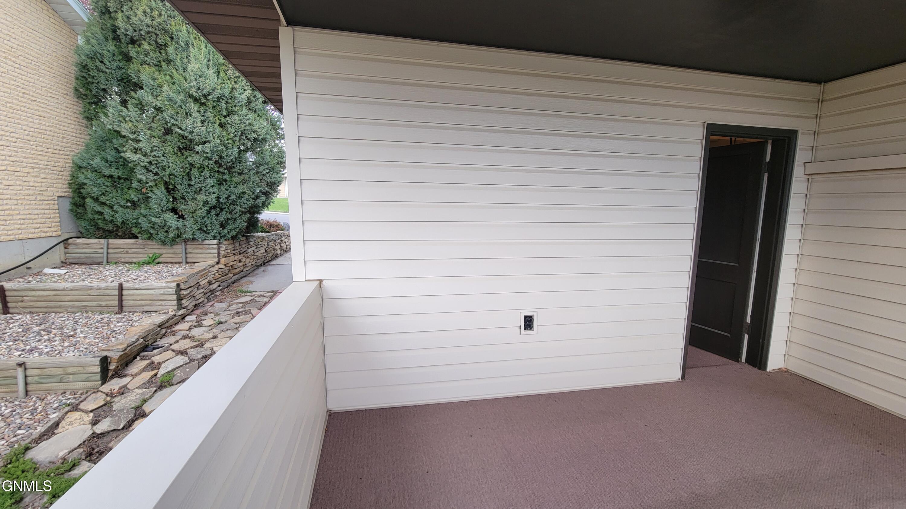 property viewer photo 55