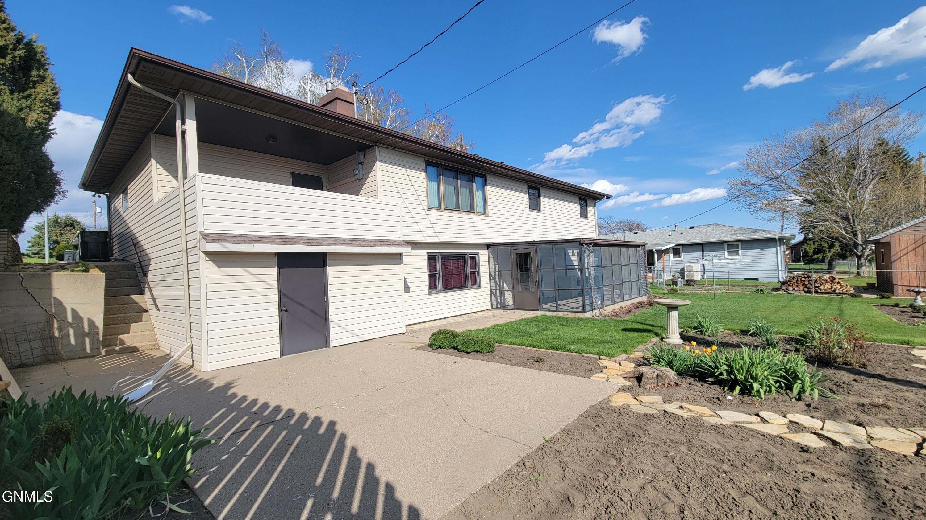 property viewer photo 60