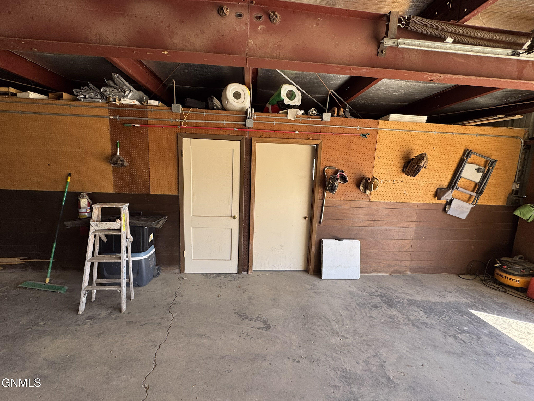 main property photo 22
