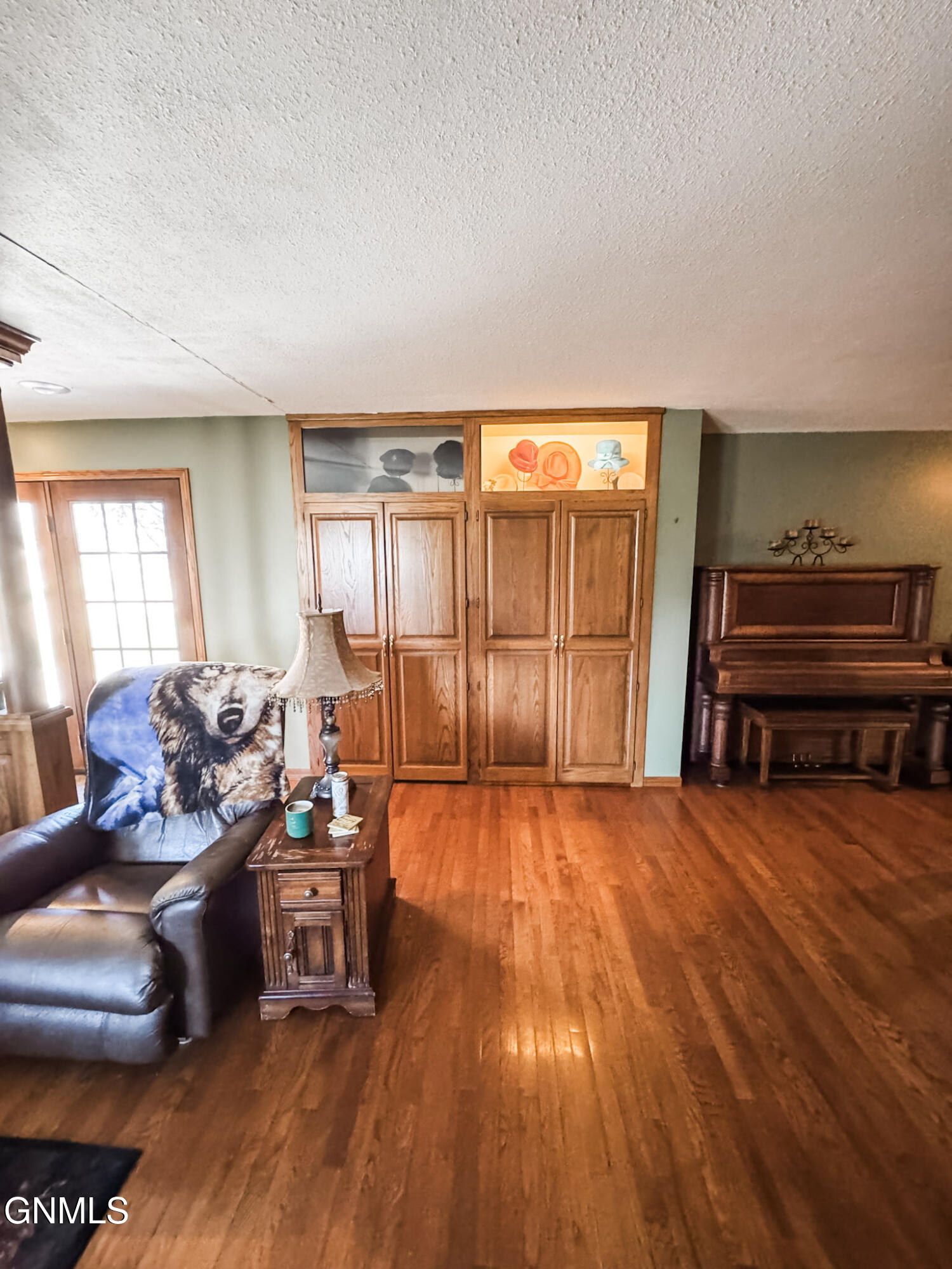 main property photo 46