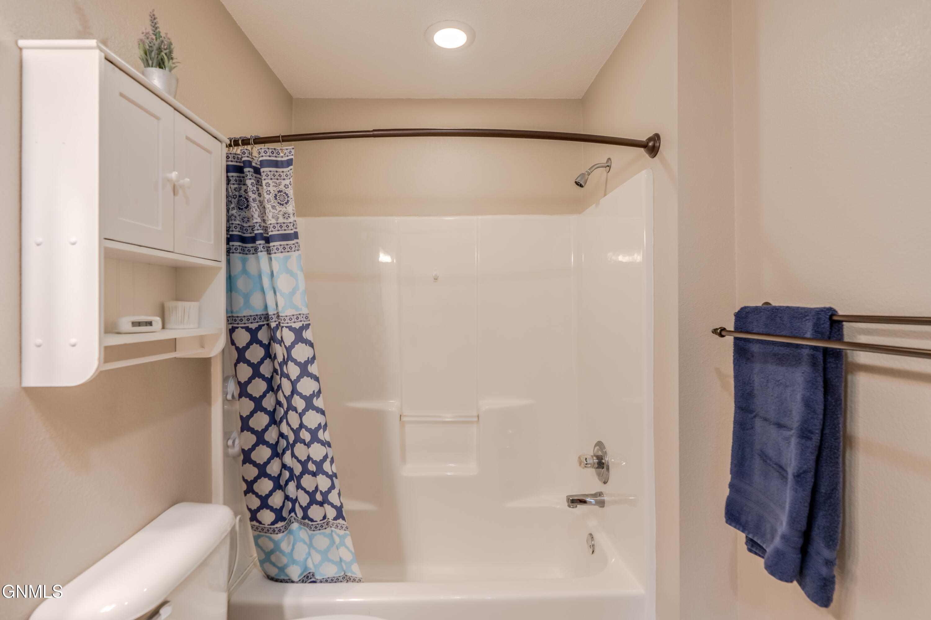 property viewer photo 23