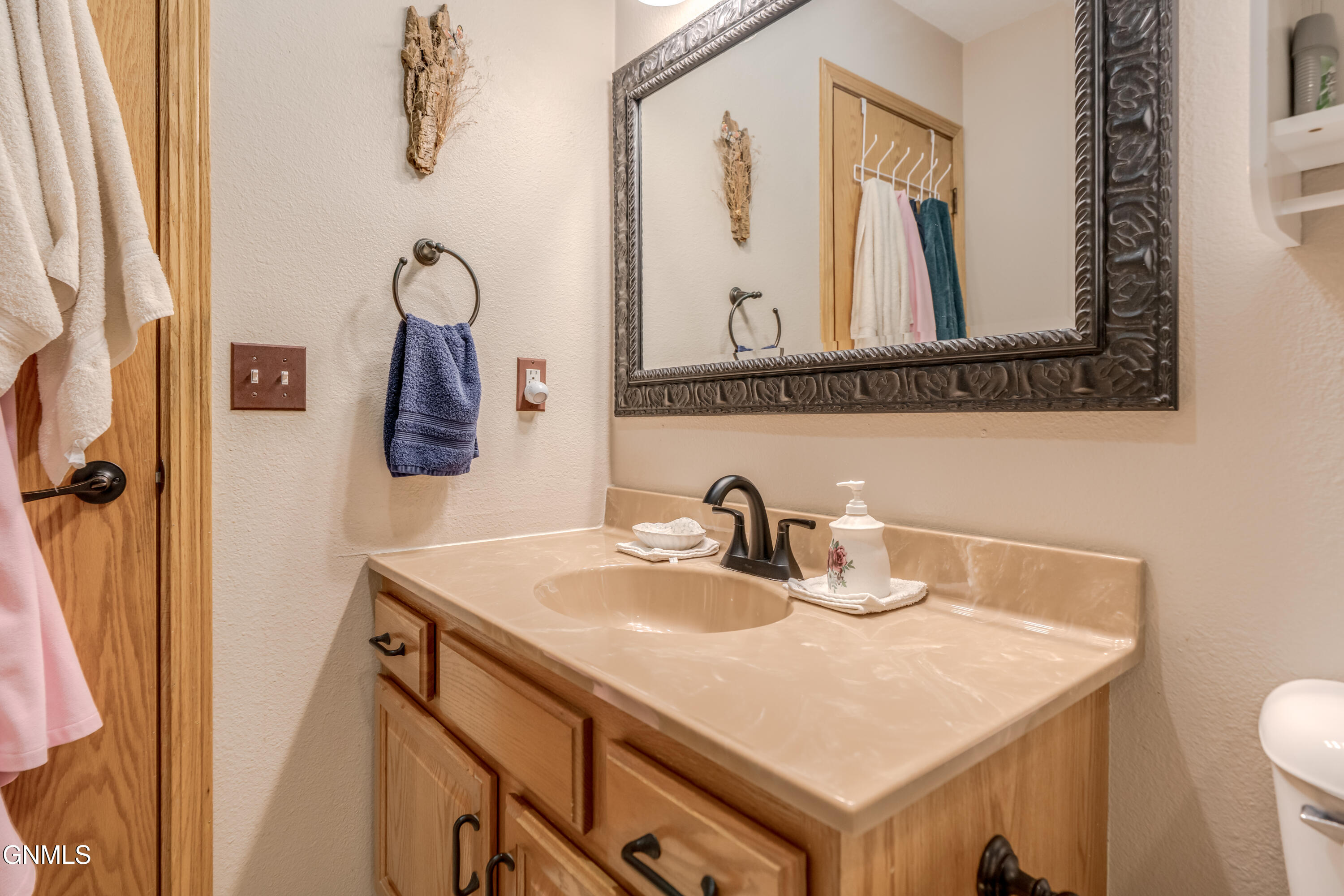 property viewer photo 24