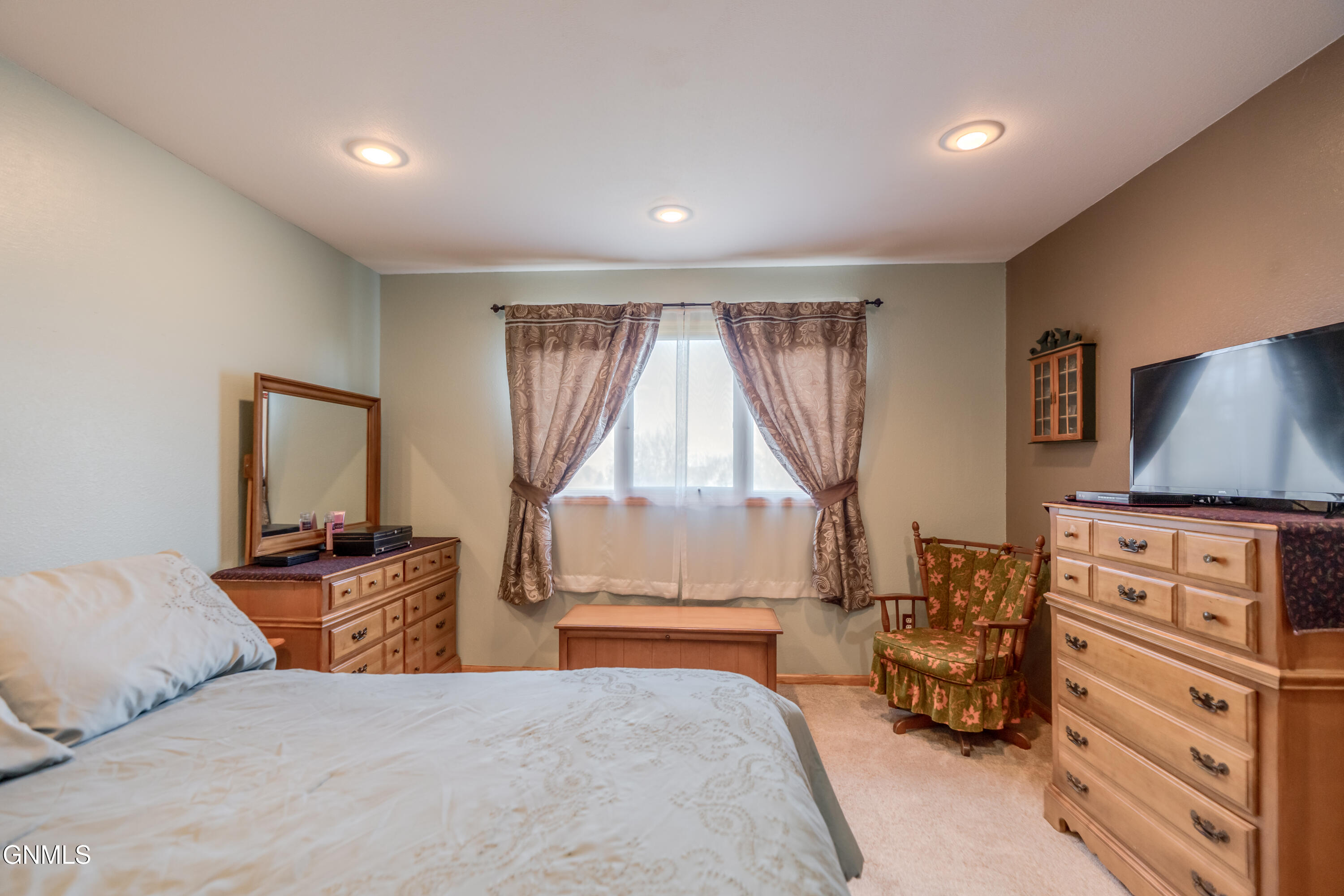 property viewer photo 28