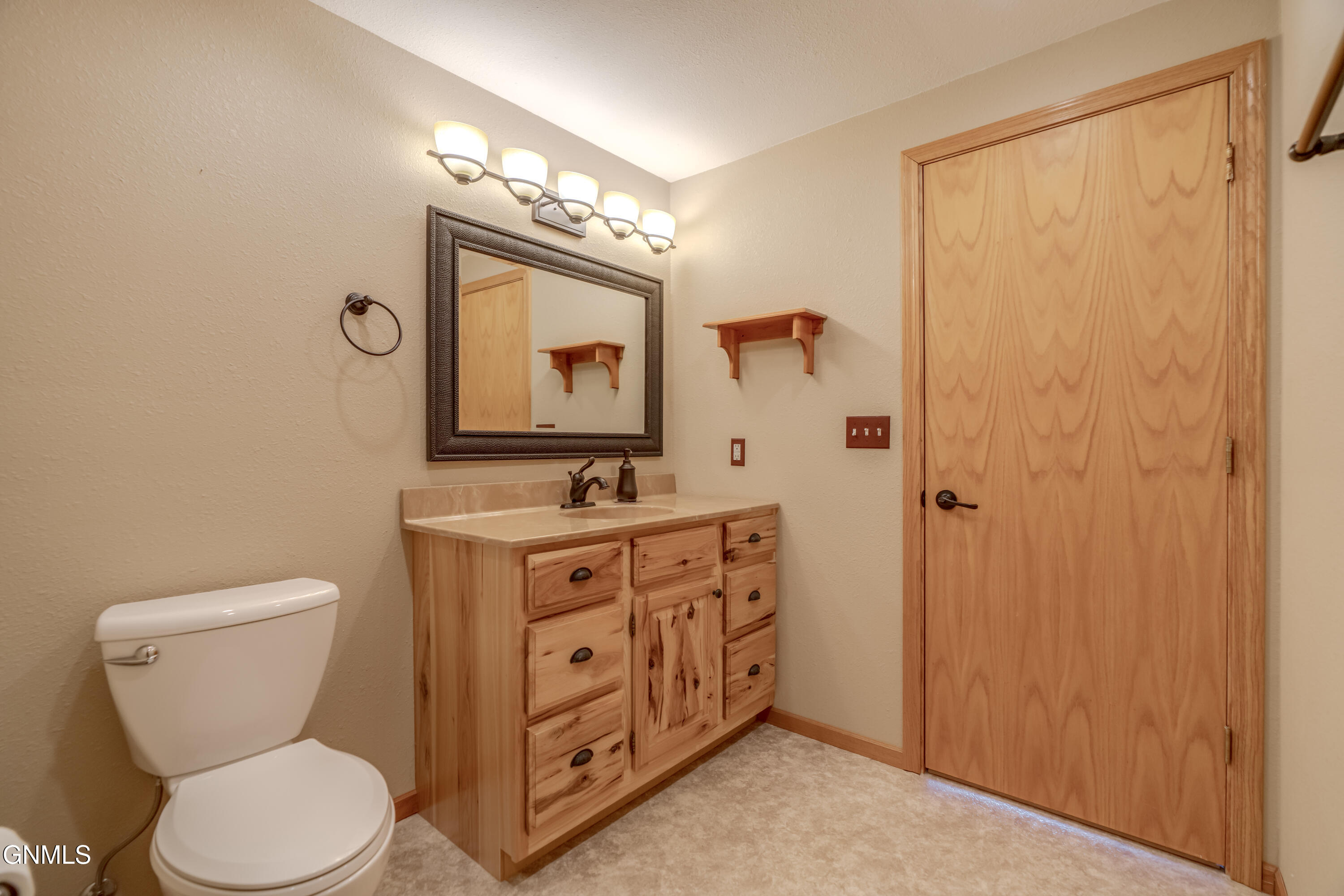 property viewer photo 56