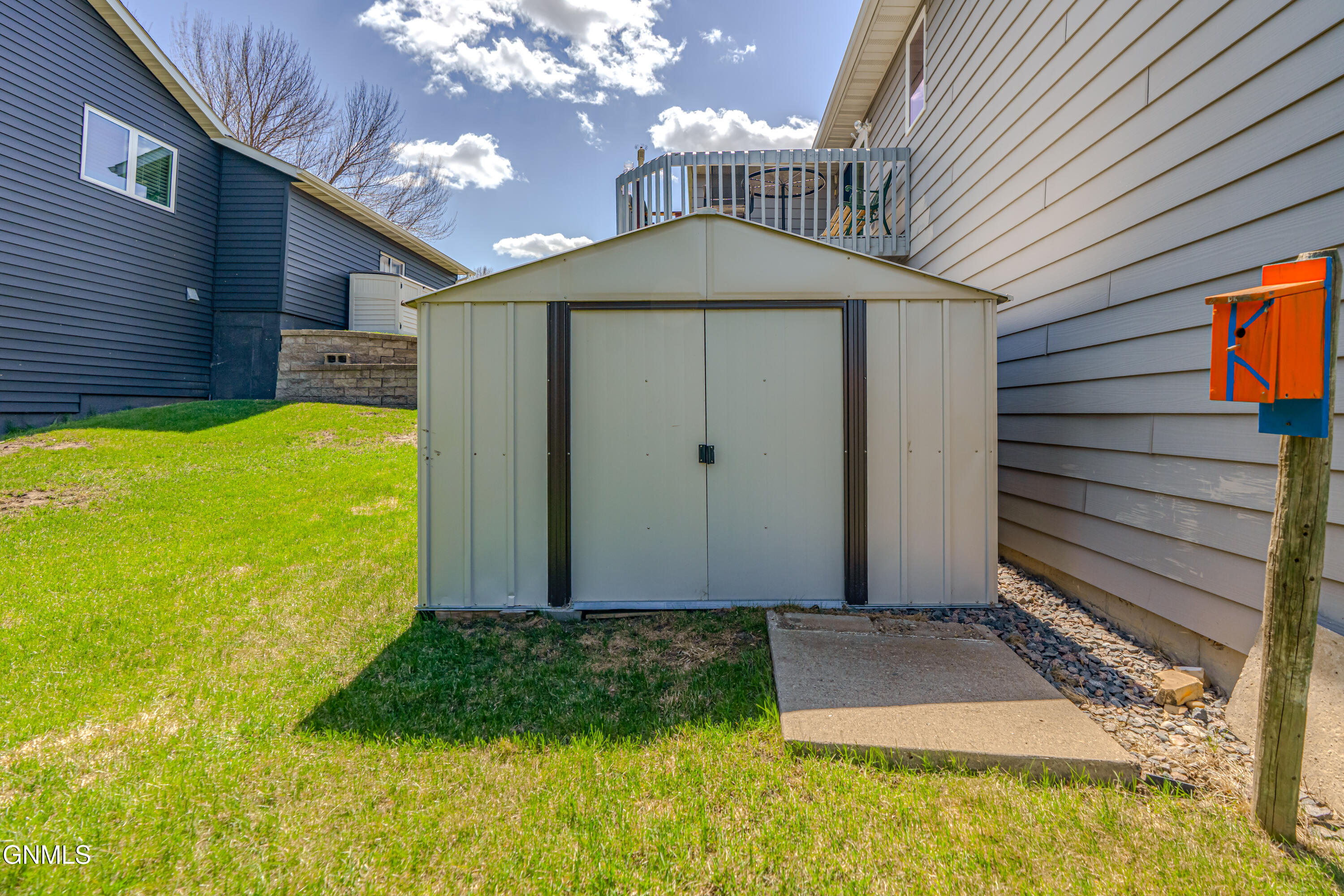 property viewer photo 78