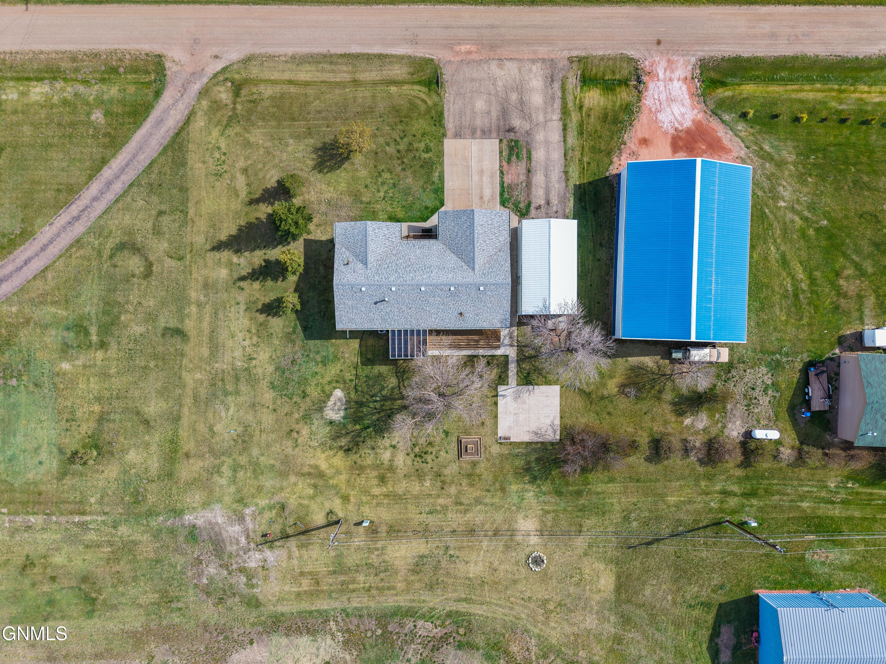 main property photo 51