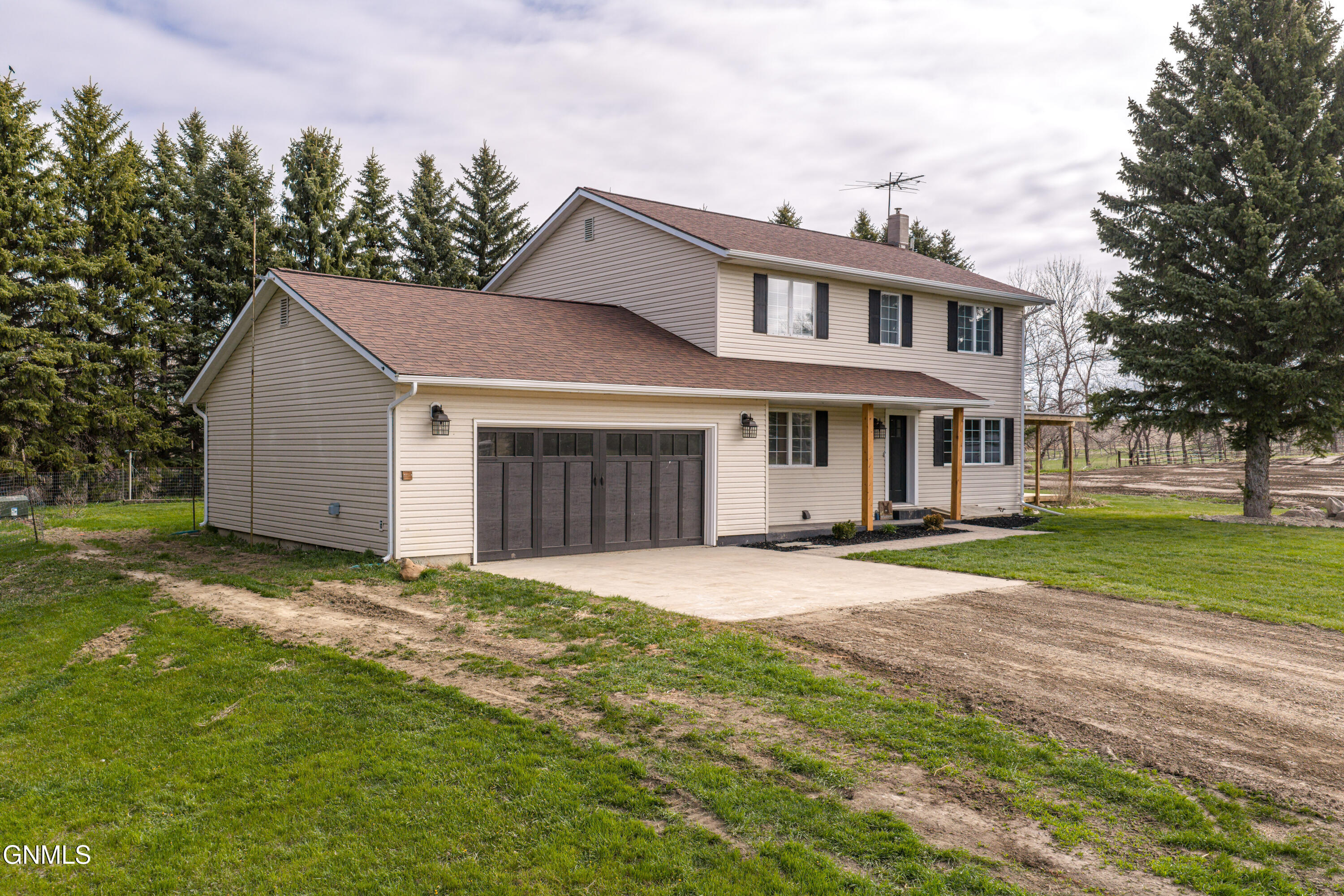 main property photo 112