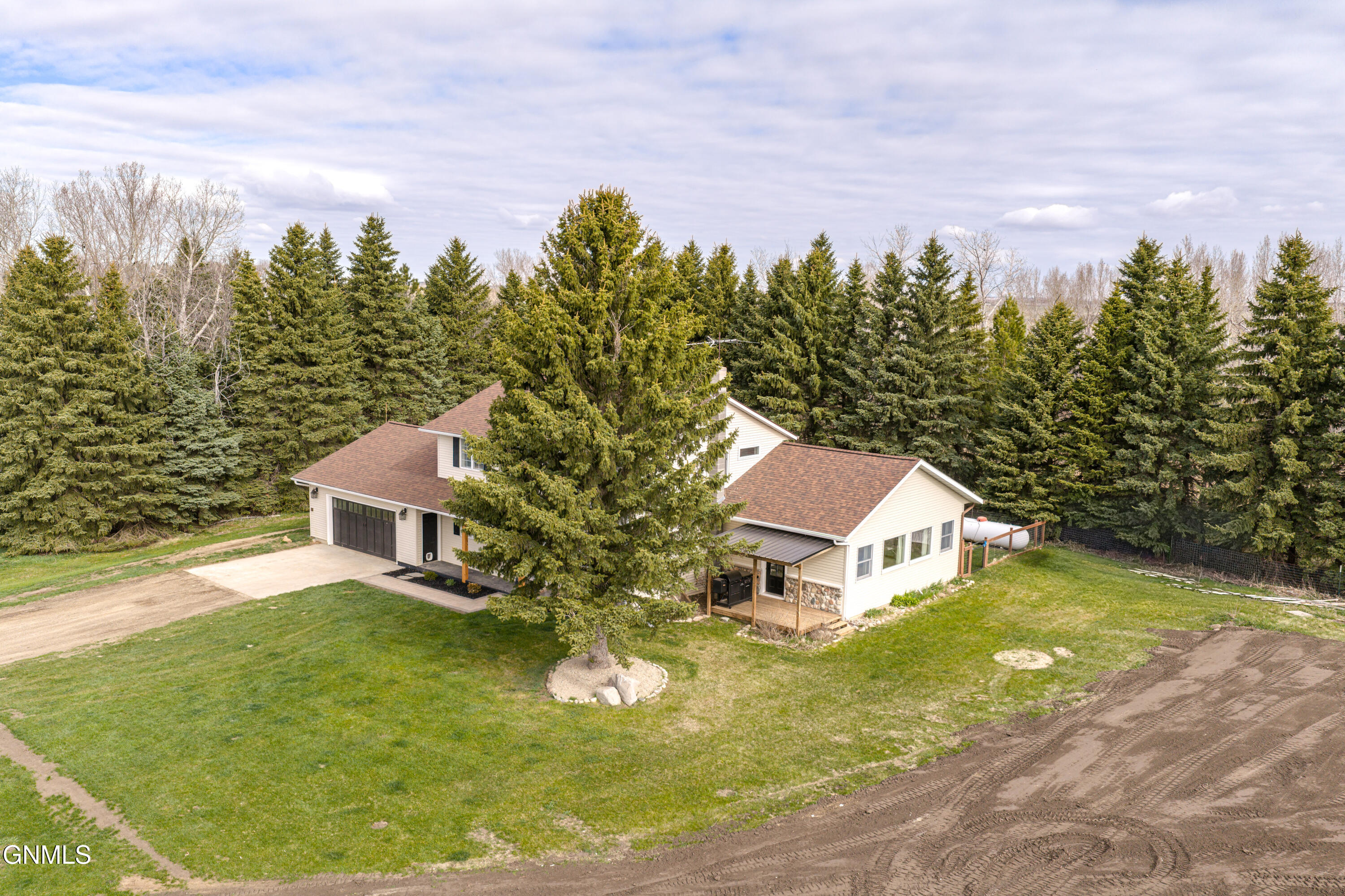 main property photo 114