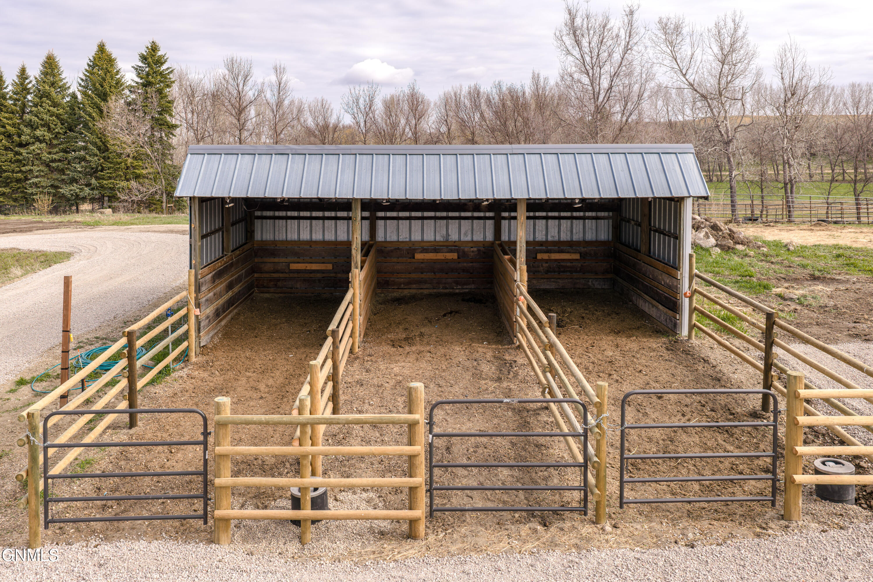 main property photo 128