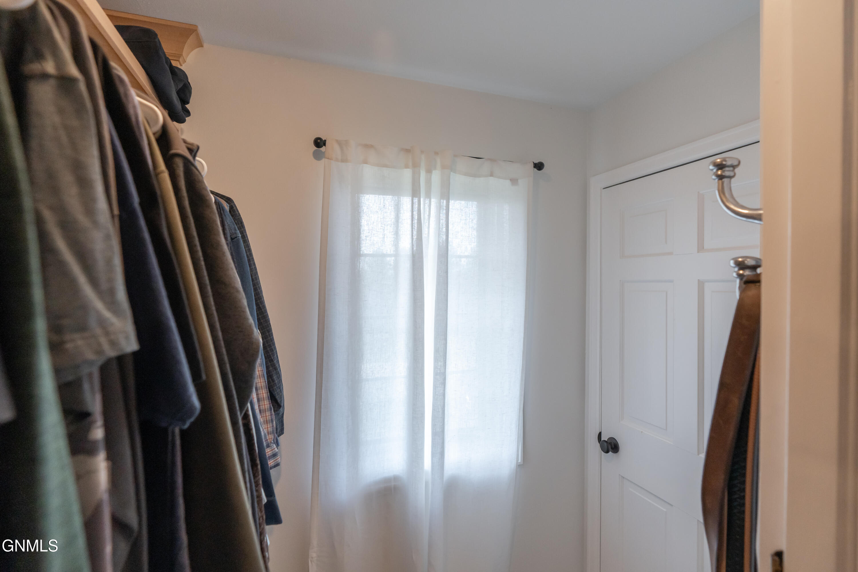main property photo 58