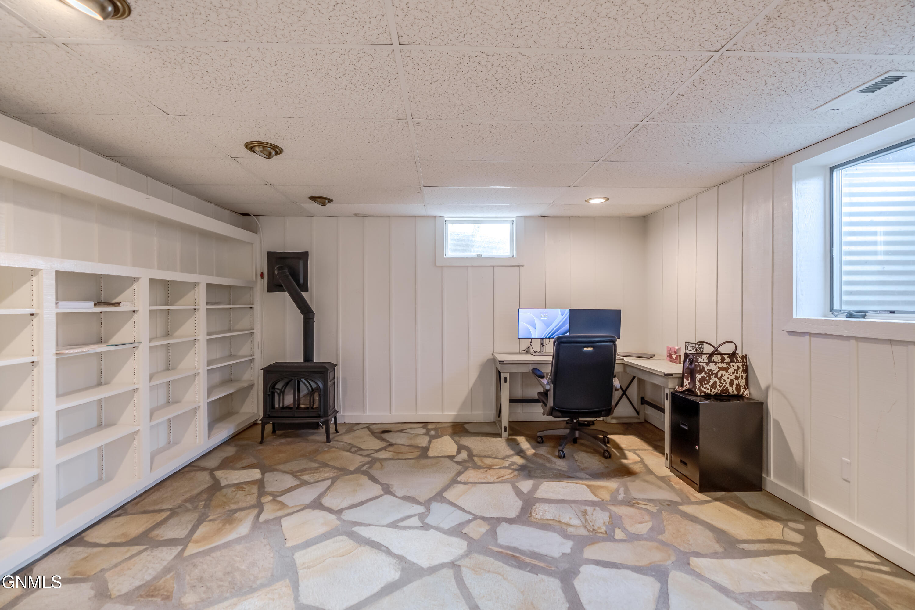 main property photo 70