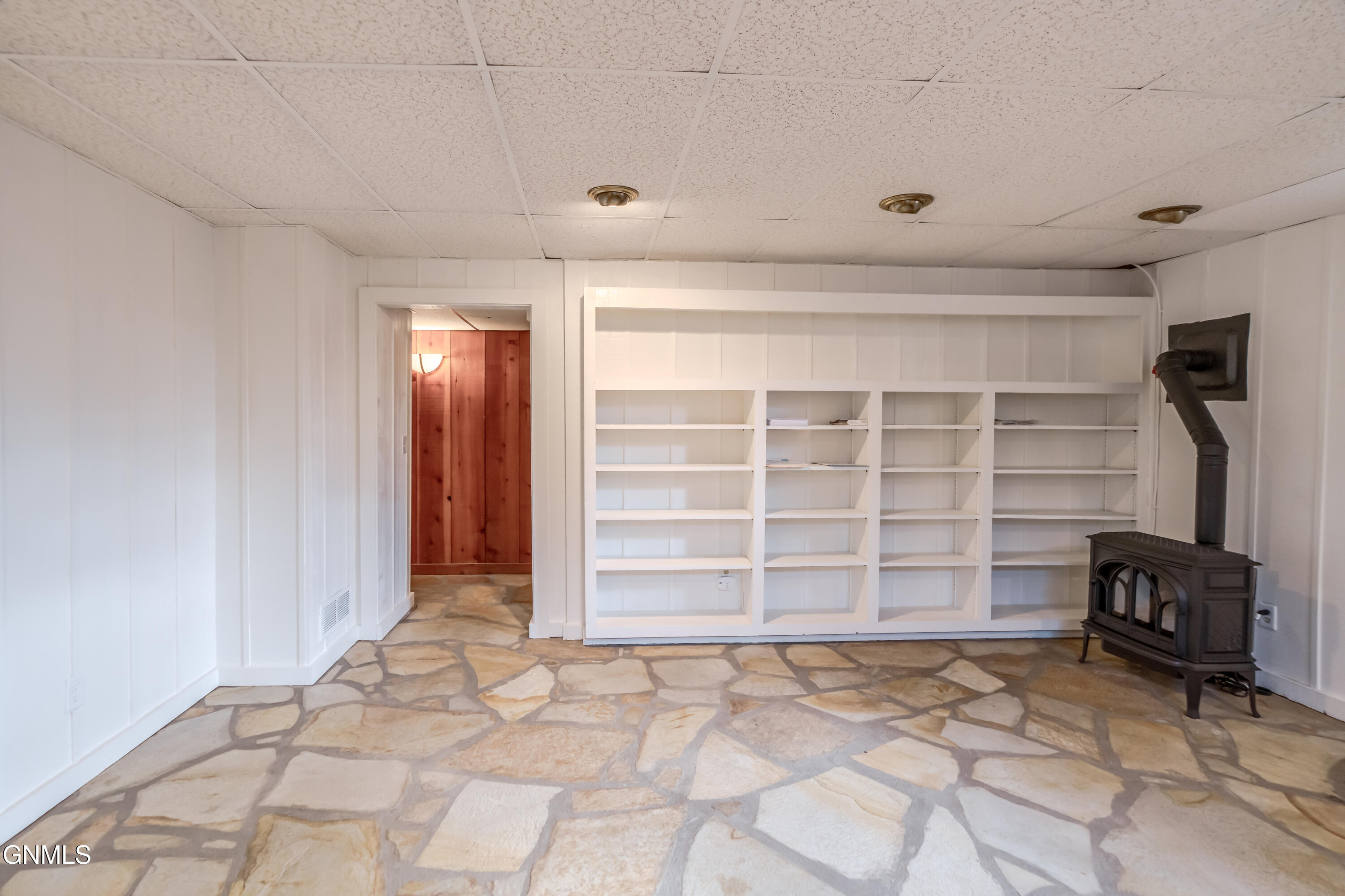 main property photo 71
