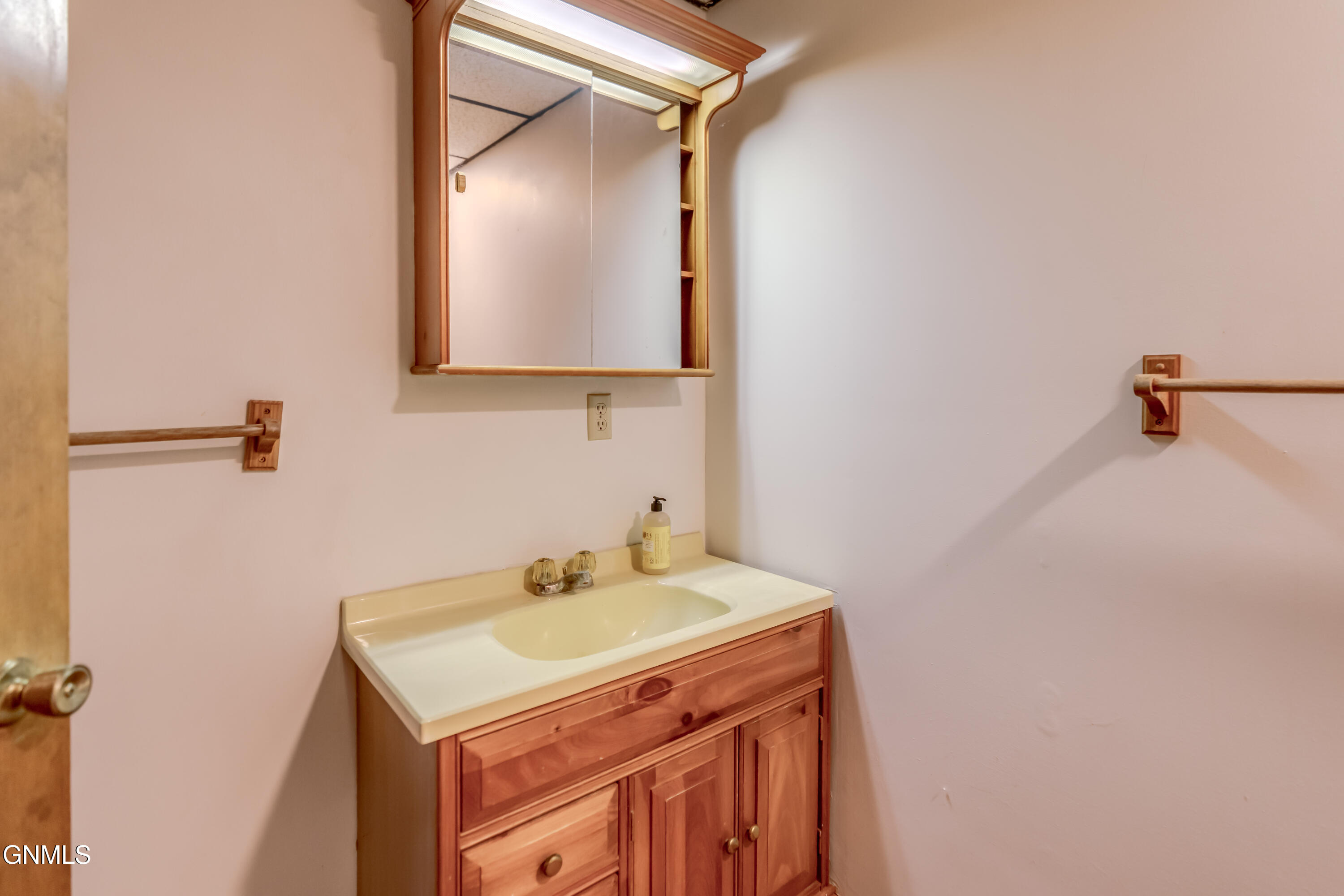 main property photo 72
