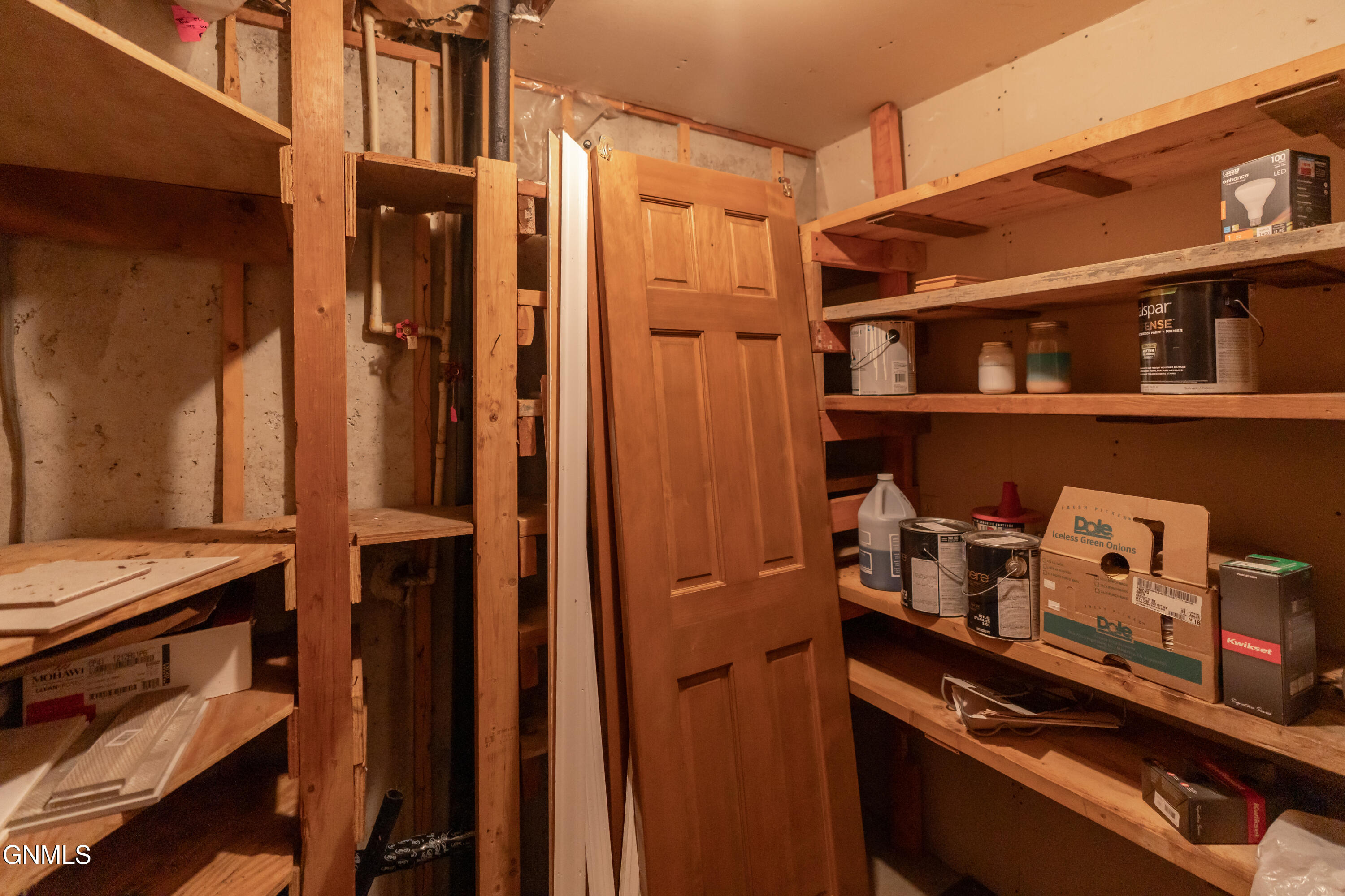 main property photo 74