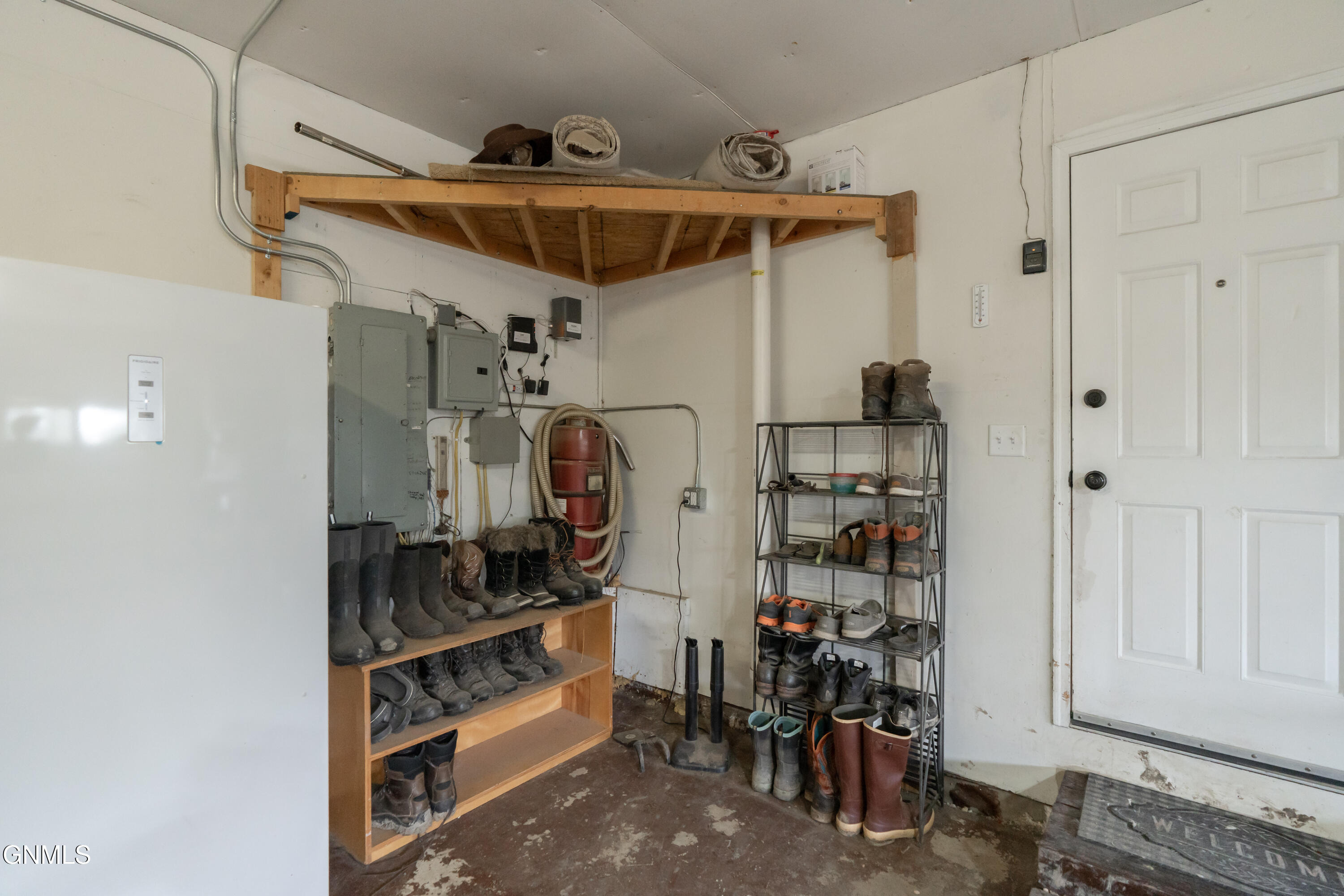 main property photo 80