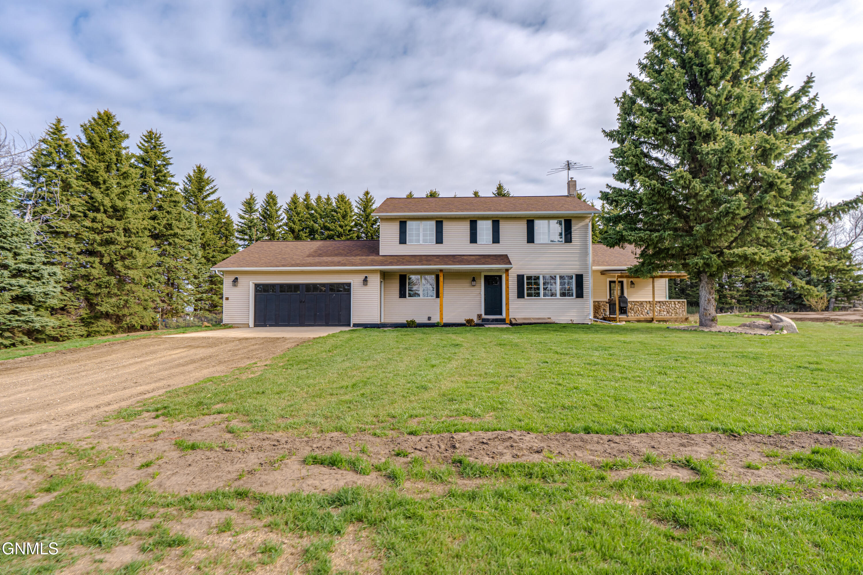 main property photo 81