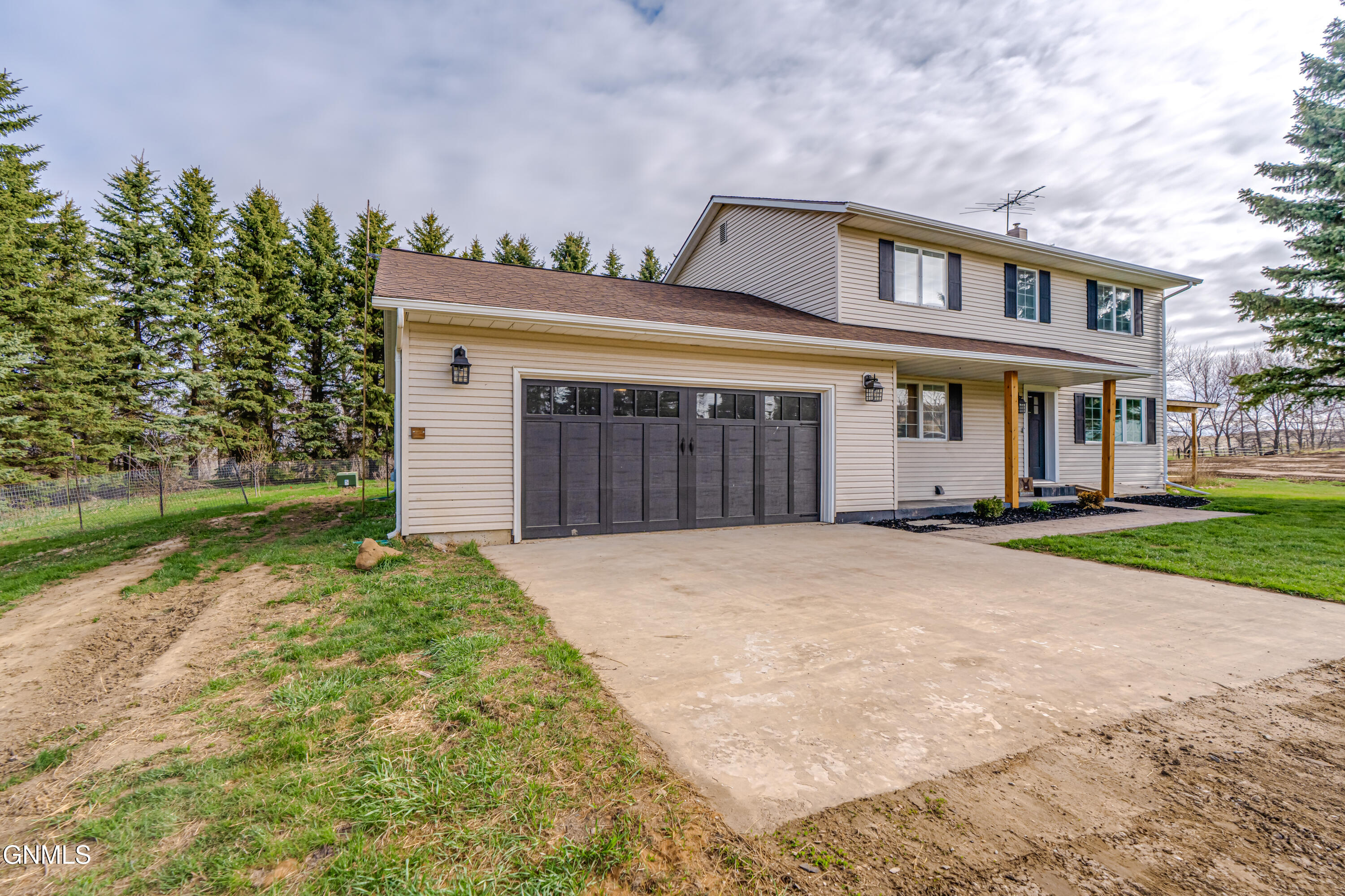 main property photo 85