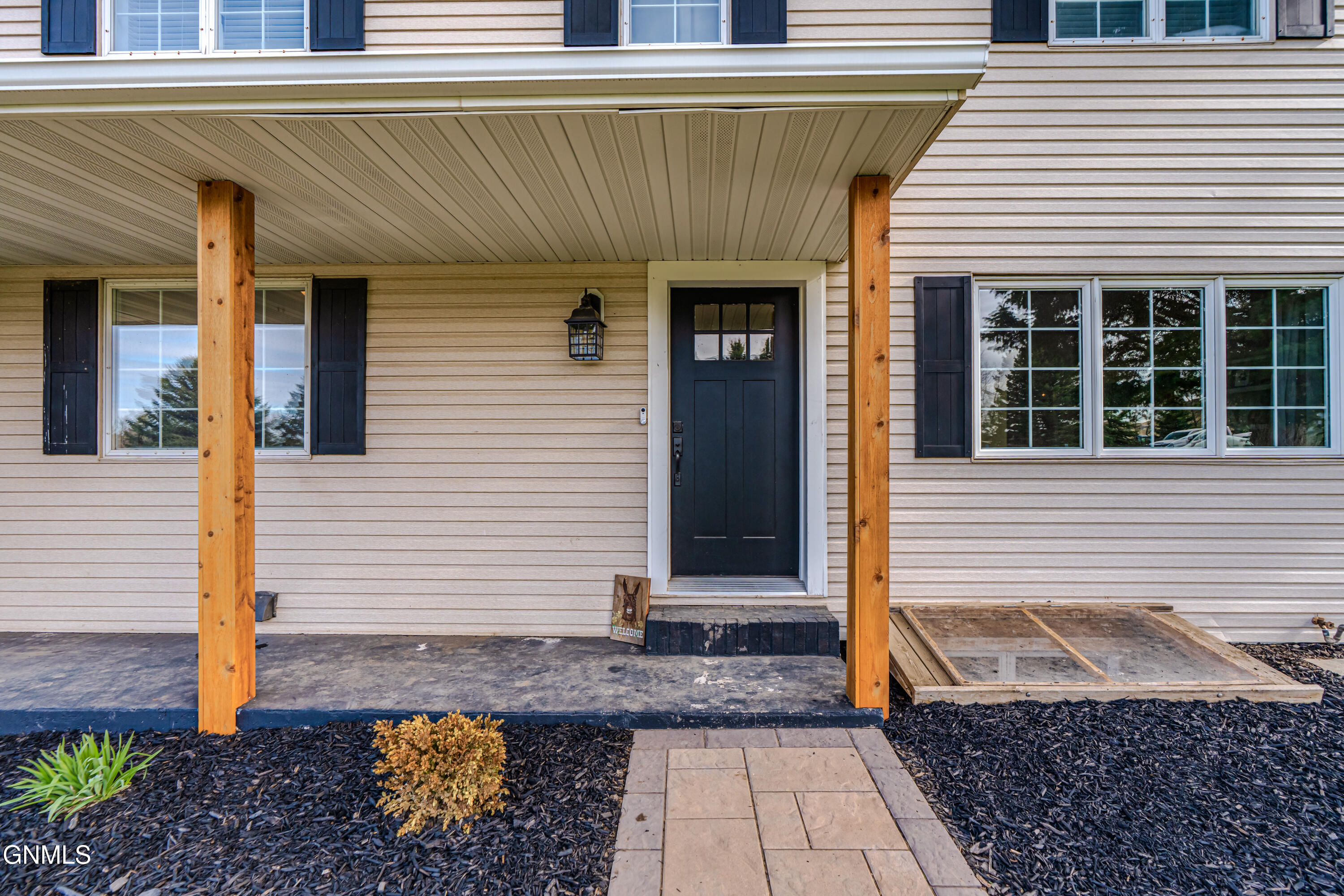 main property photo 88