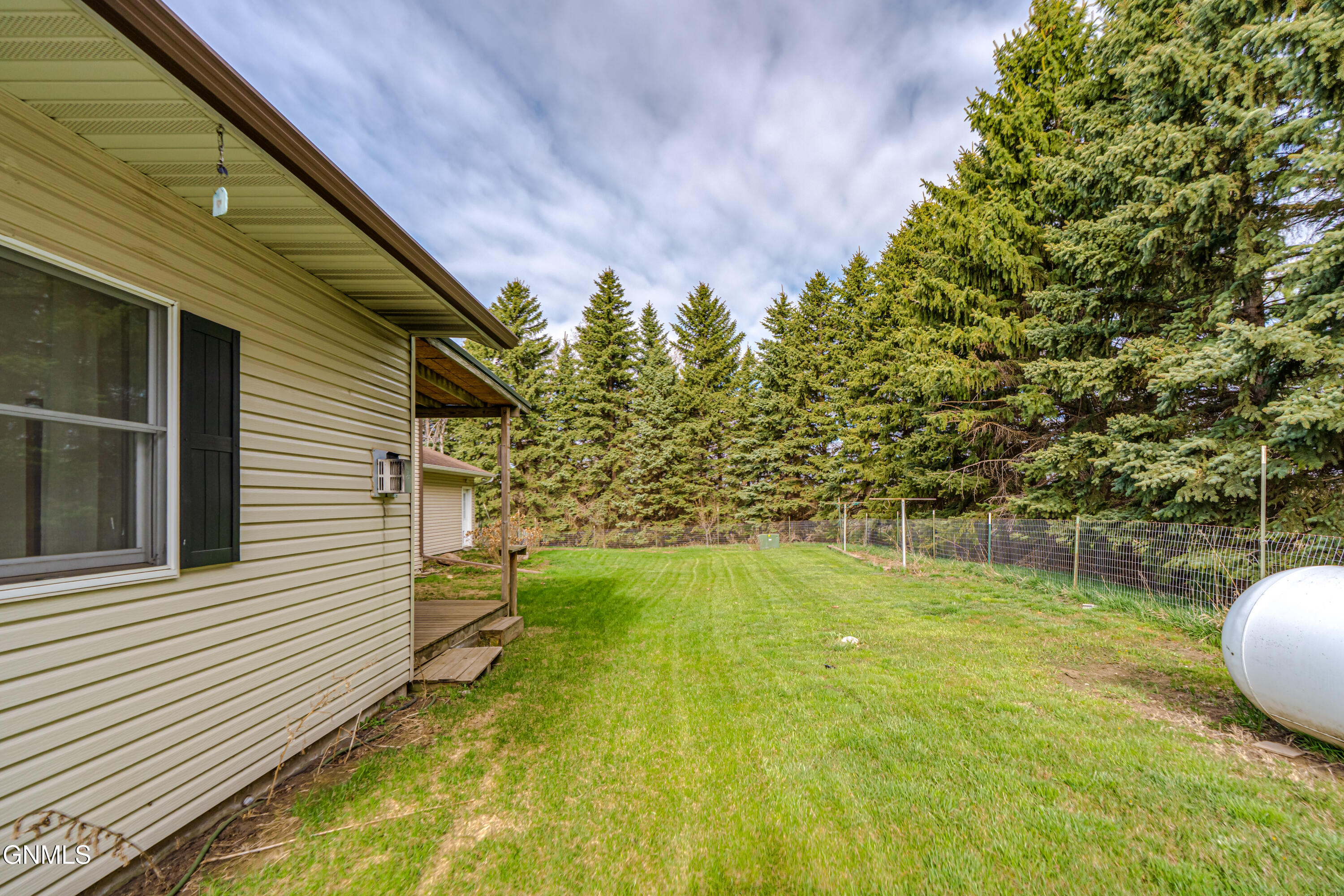 main property photo 93